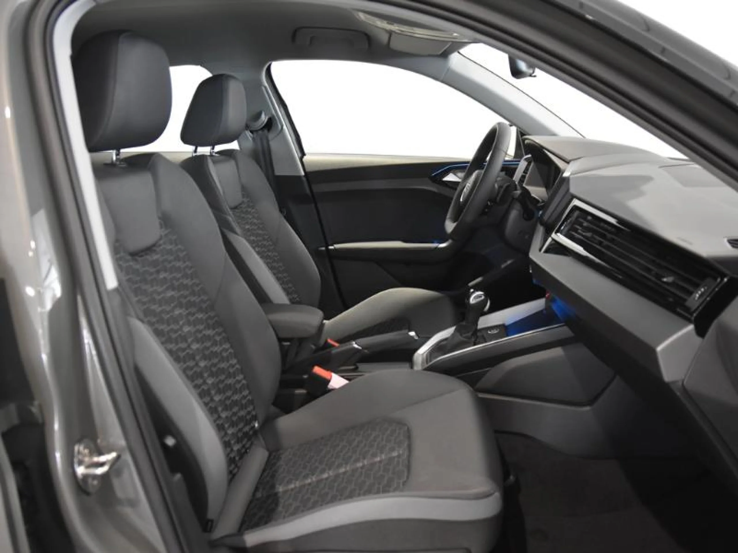 AUDI A1 ALLSTREET ADRENALIN 35 TFSI 110KW S TRO - Foto 6