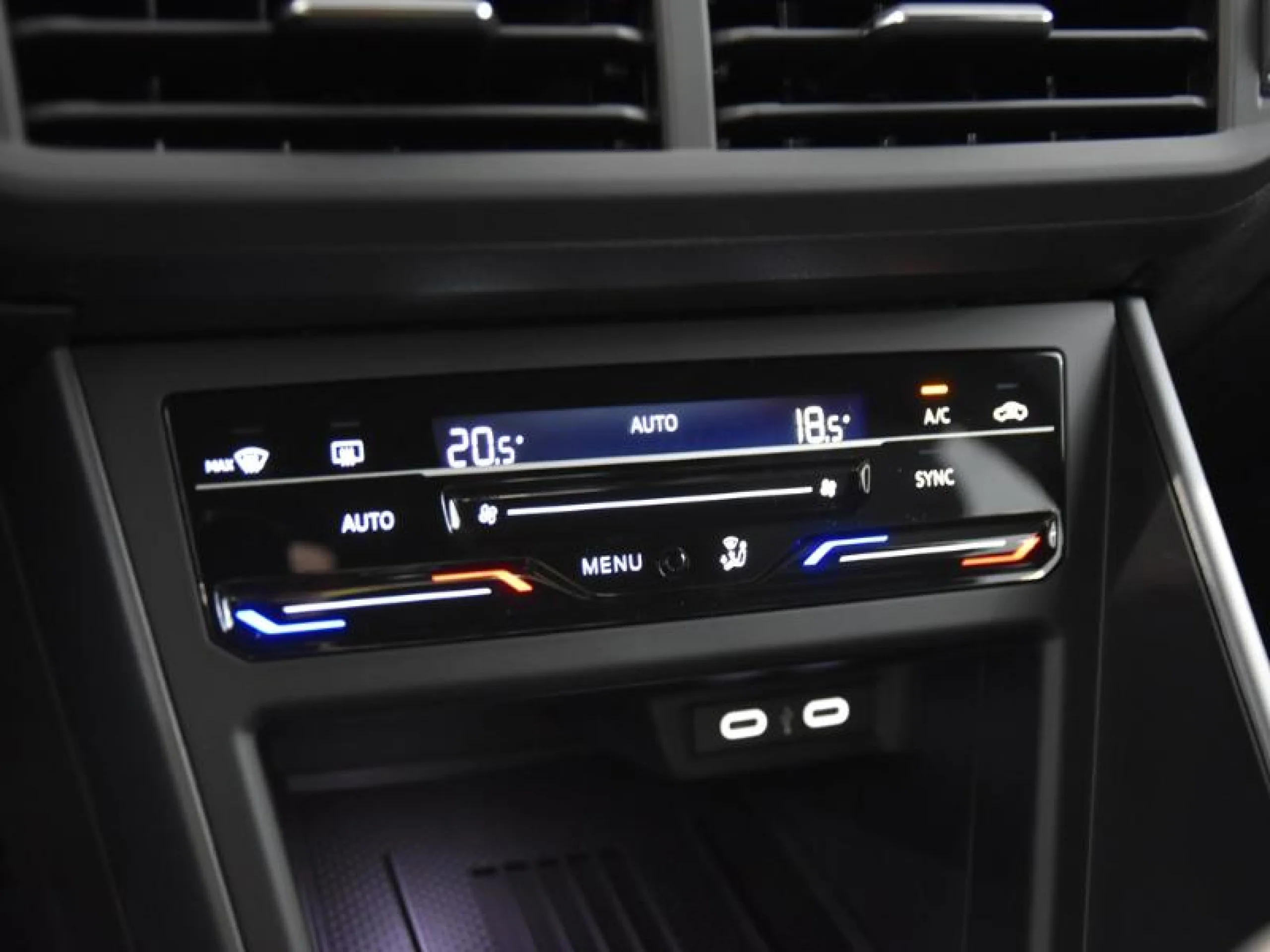 VOLKSWAGEN POLO POLO R LINE 1.0 TSI 70 KW (95 CV)  5 VEL. - Foto 11