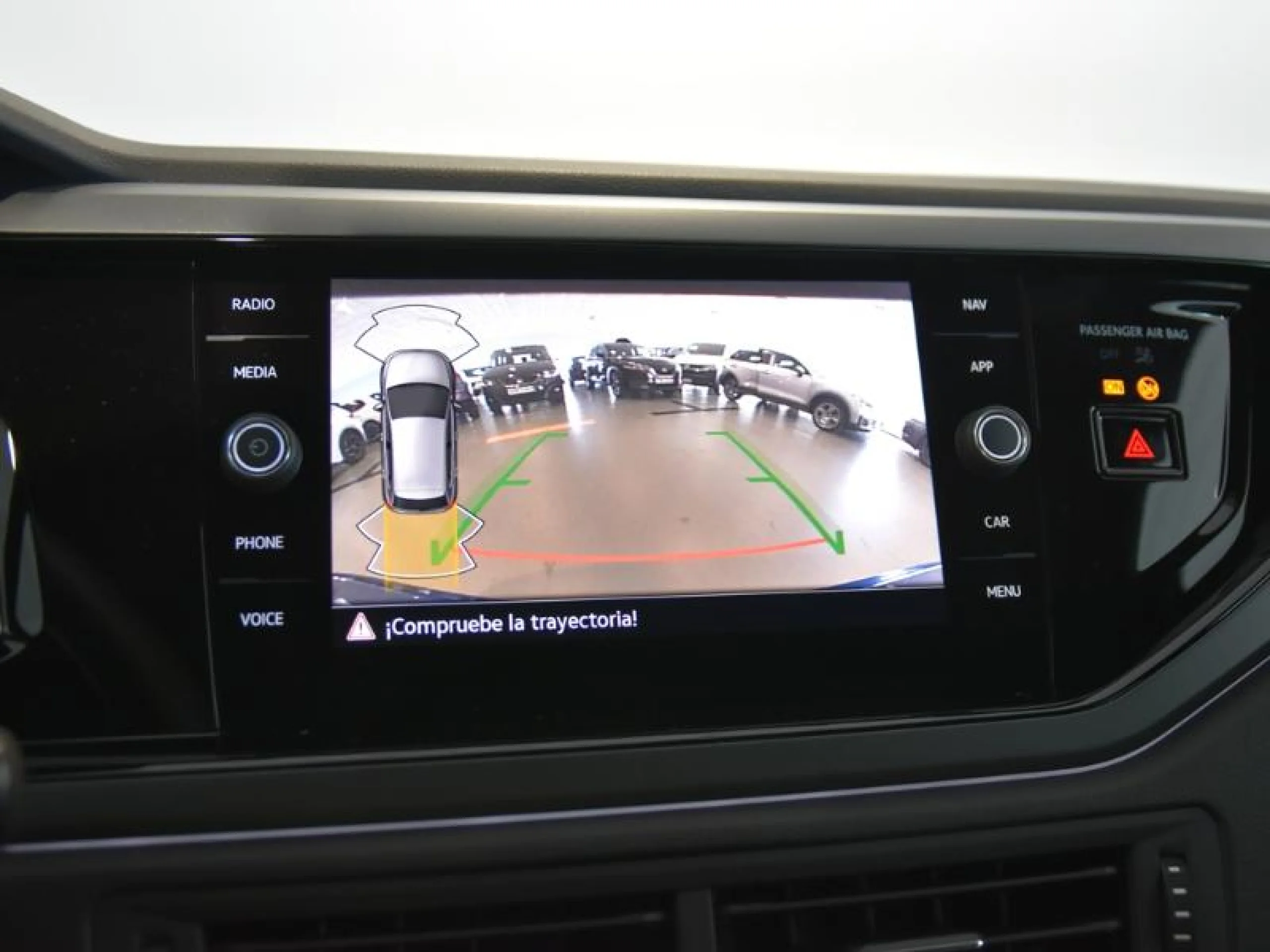 VOLKSWAGEN POLO POLO R LINE 1.0 TSI 70 KW (95 CV)  5 VEL. - Foto 12