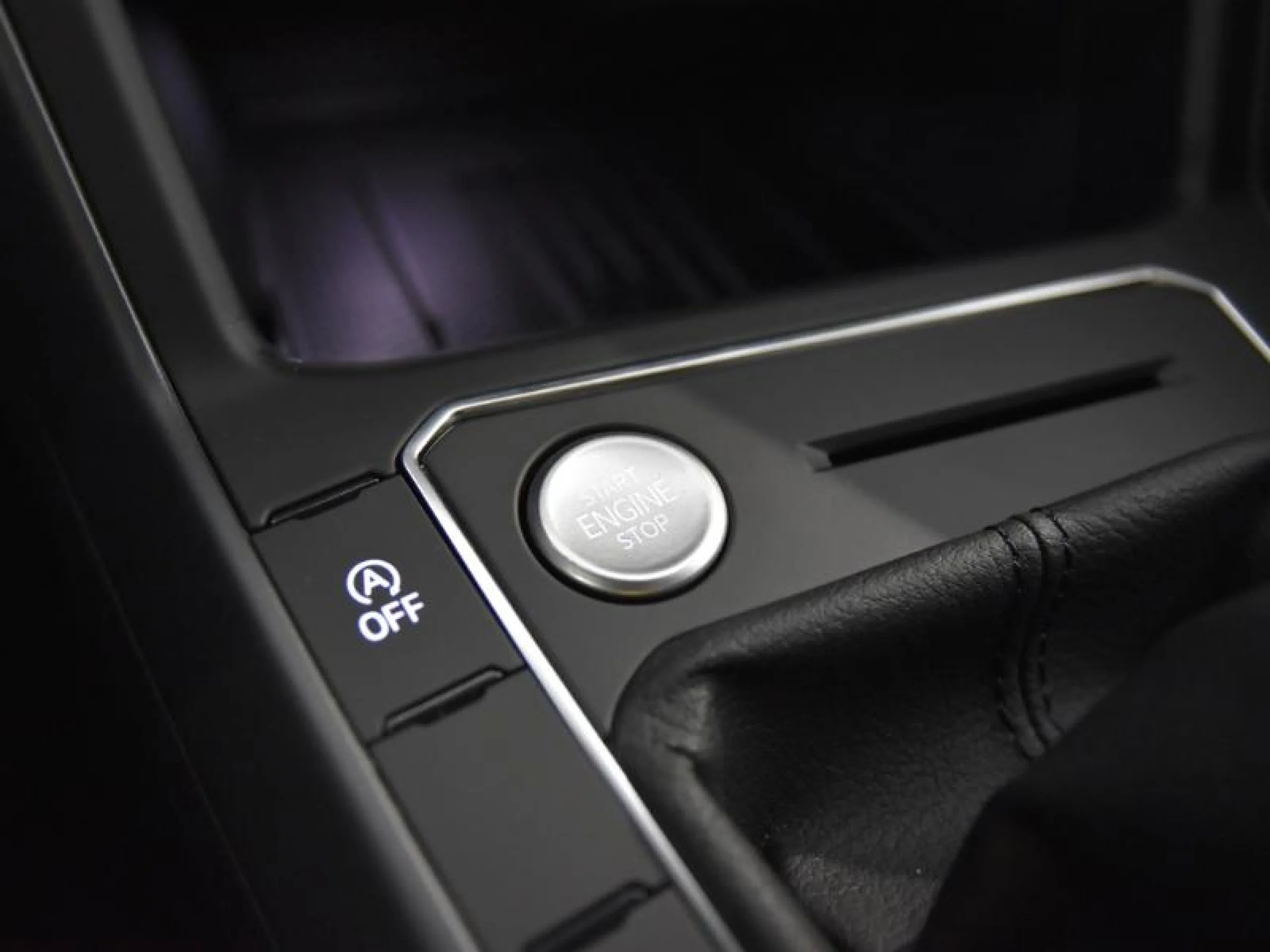 VOLKSWAGEN POLO POLO R LINE 1.0 TSI 70 KW (95 CV)  5 VEL. - Foto 14