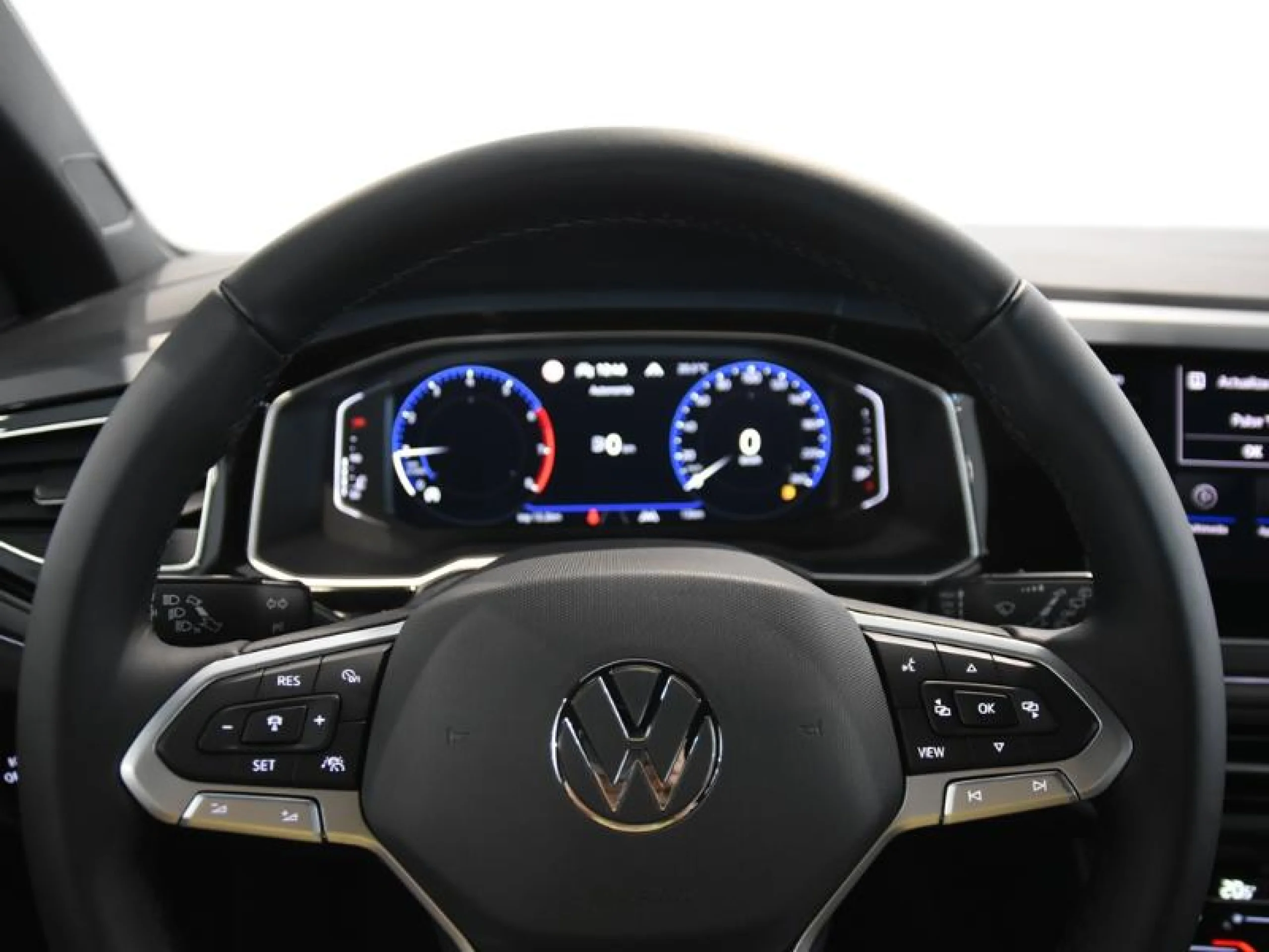 VOLKSWAGEN POLO POLO R LINE 1.0 TSI 70 KW (95 CV)  5 VEL. - Foto 15