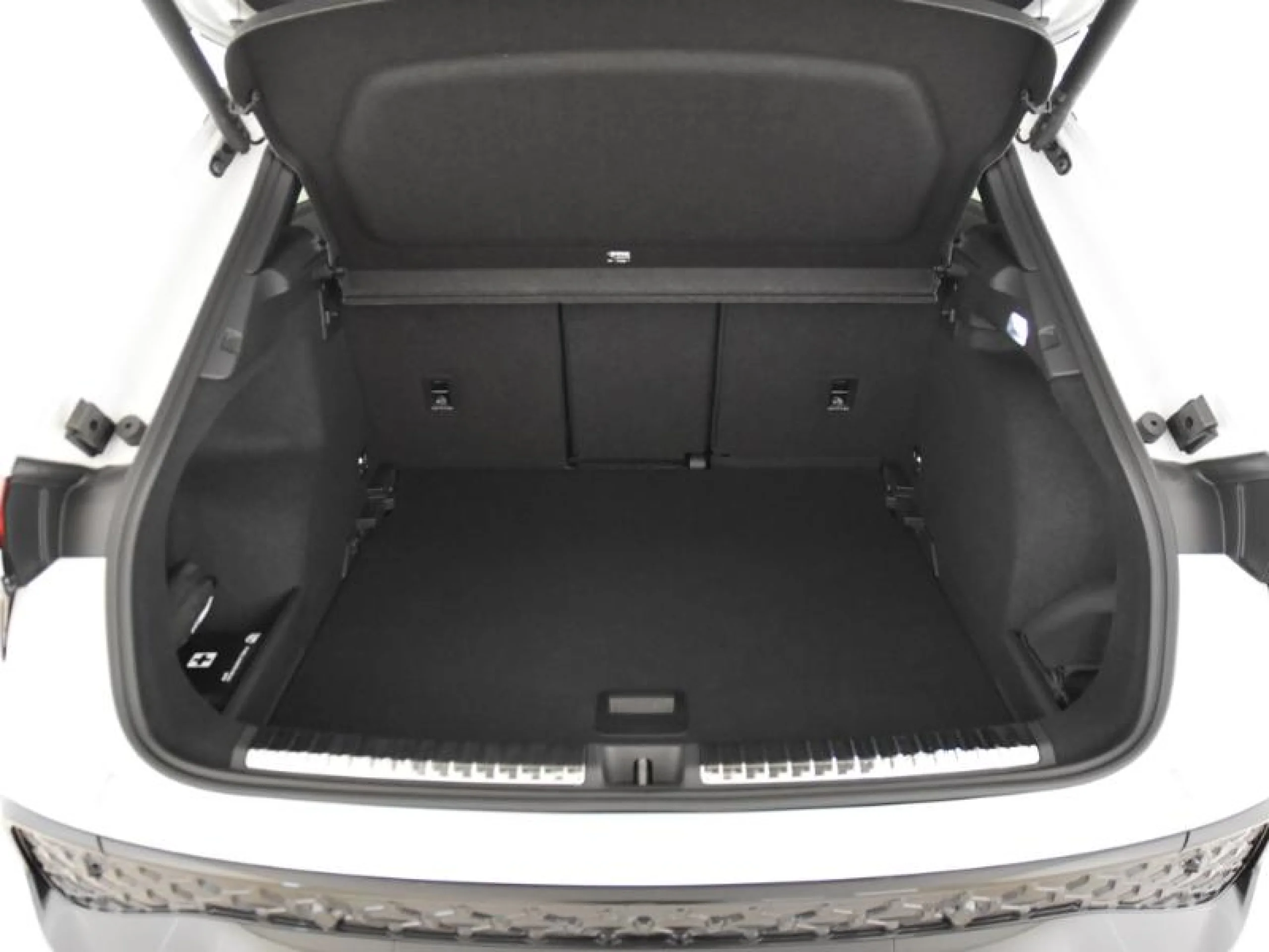 AUDI Q3 BLACK LINE TDI 110 KW S TRONIC - Foto 7