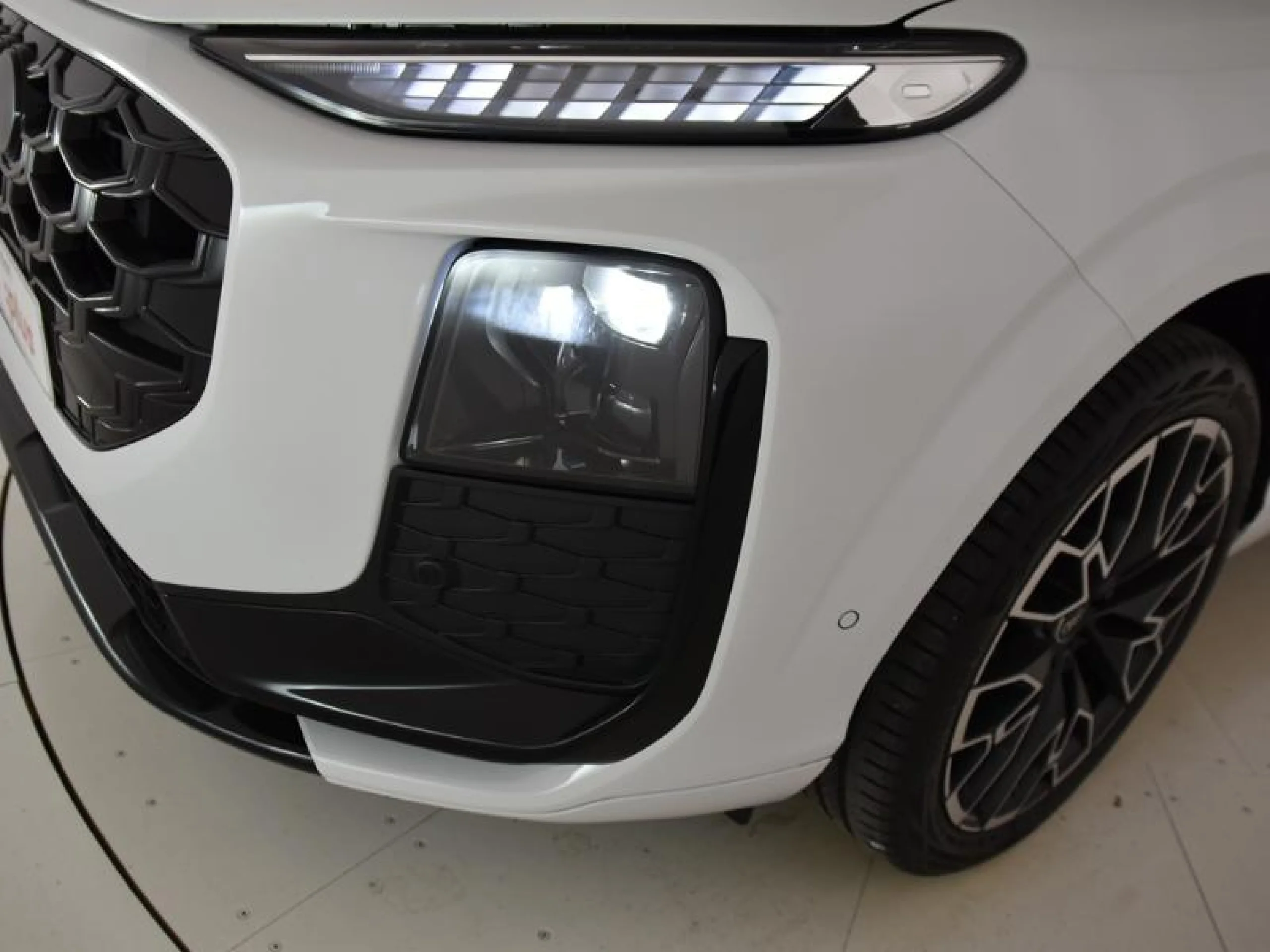 AUDI Q3 BLACK LINE TDI 110 KW S TRONIC - Foto 22