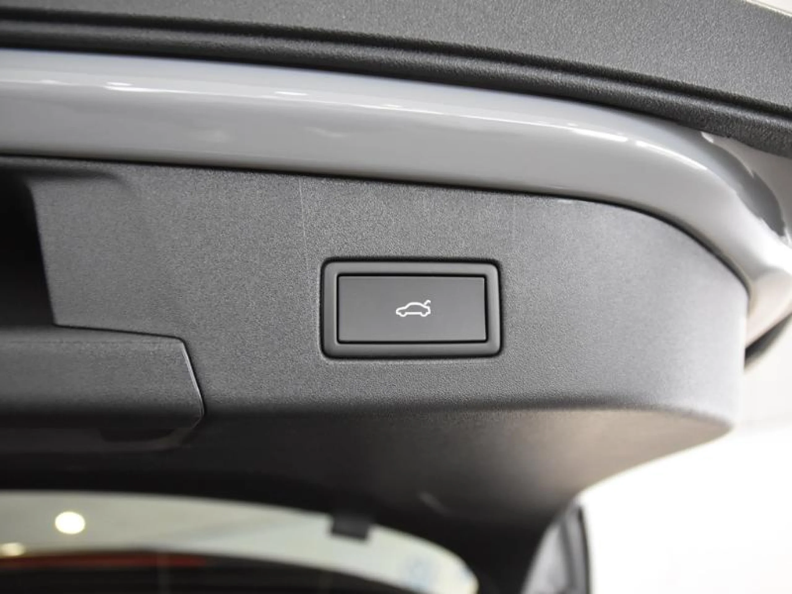 VOLKSWAGEN ID.4 ID.4 PRO BLACK PRO BLACK 210 KW (286 CV) 77 KWH AUTOMÁTICO 1 VEL. - Foto 12