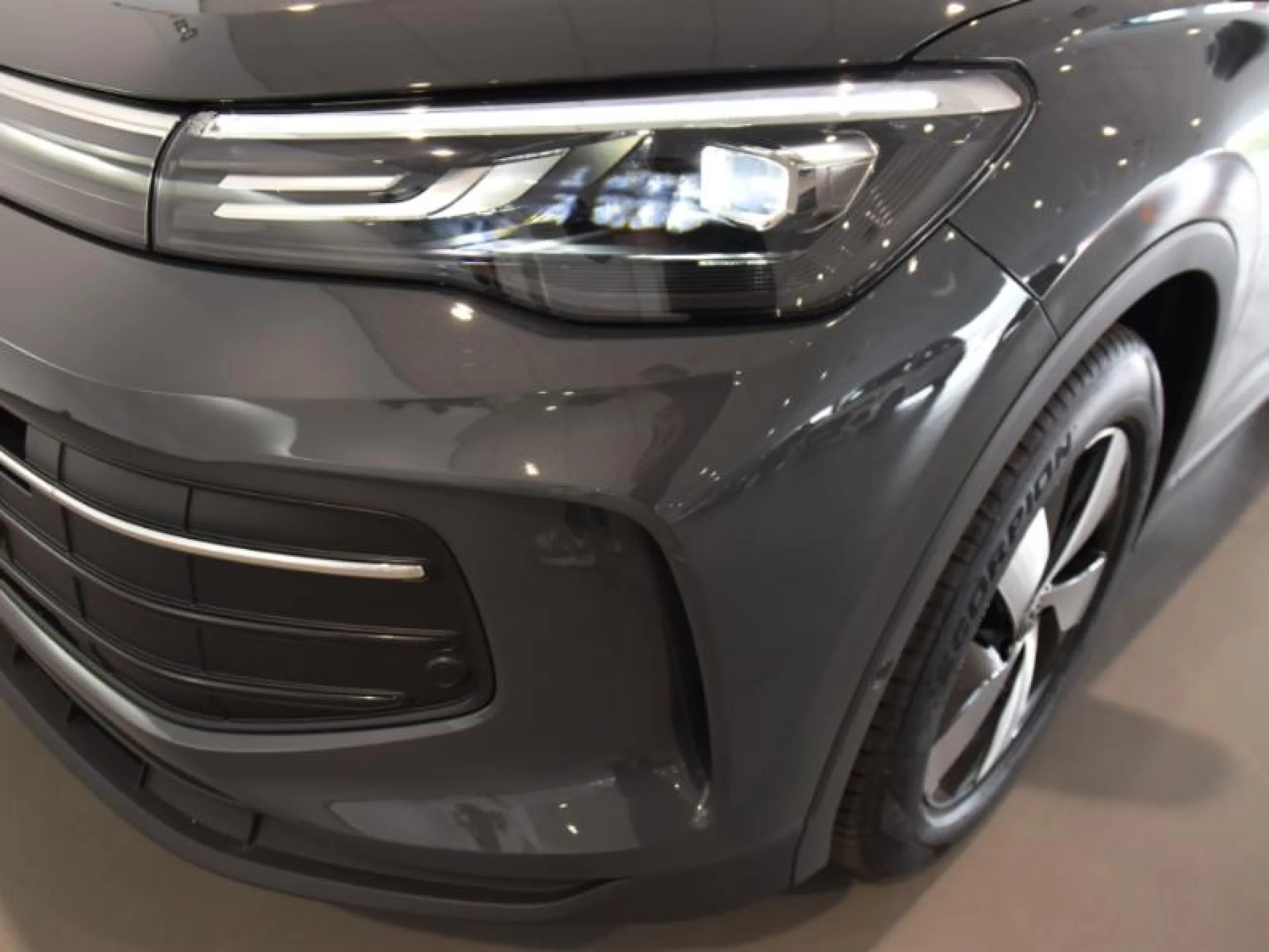 VOLKSWAGEN TIGUAN LIFE 1.5 TSI 110KW (150CV) DSG - Foto 20