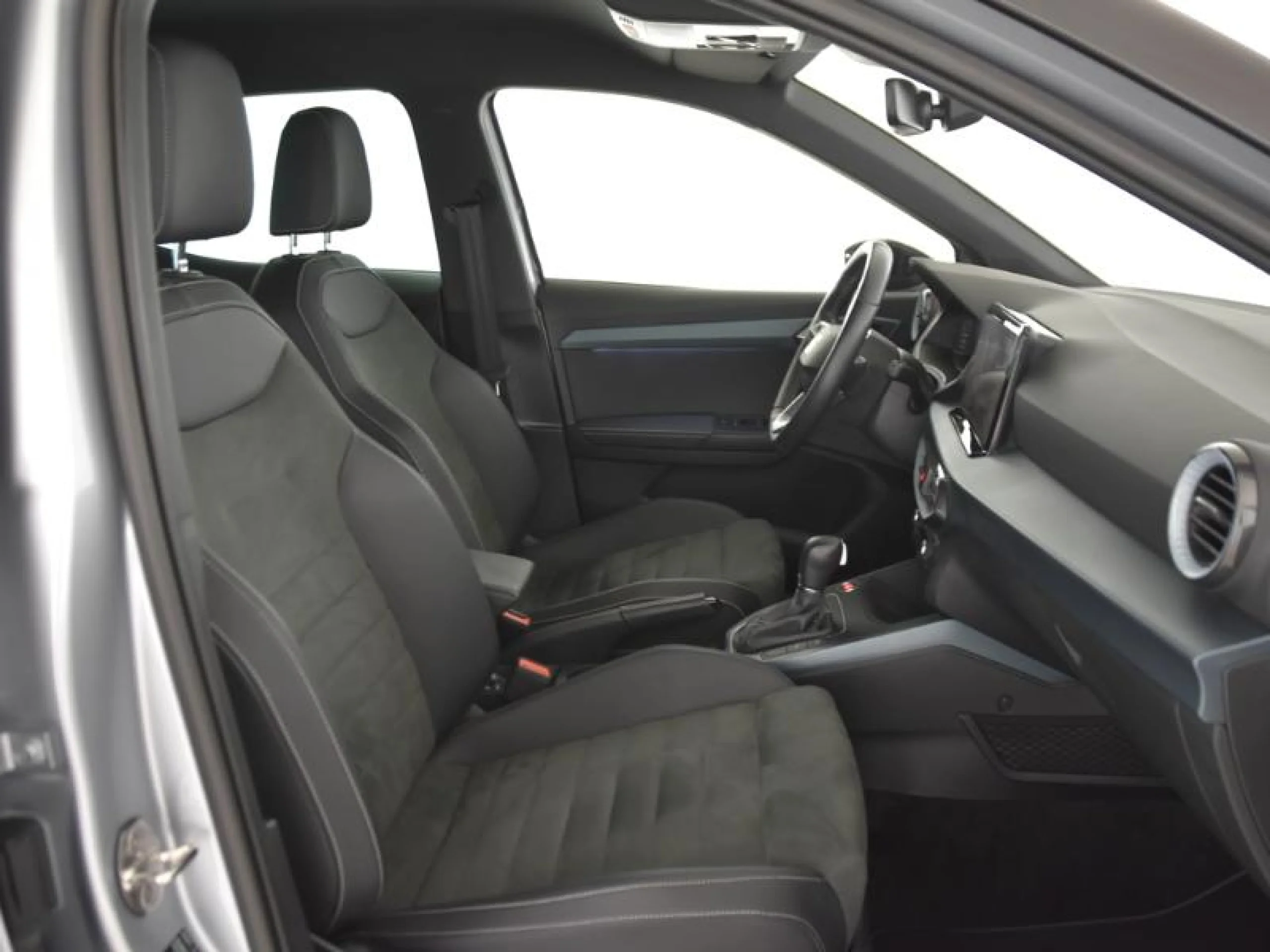 SEAT ARONA 1.5 TSI 110KW DSG SPECIAL EDITION - Foto 5