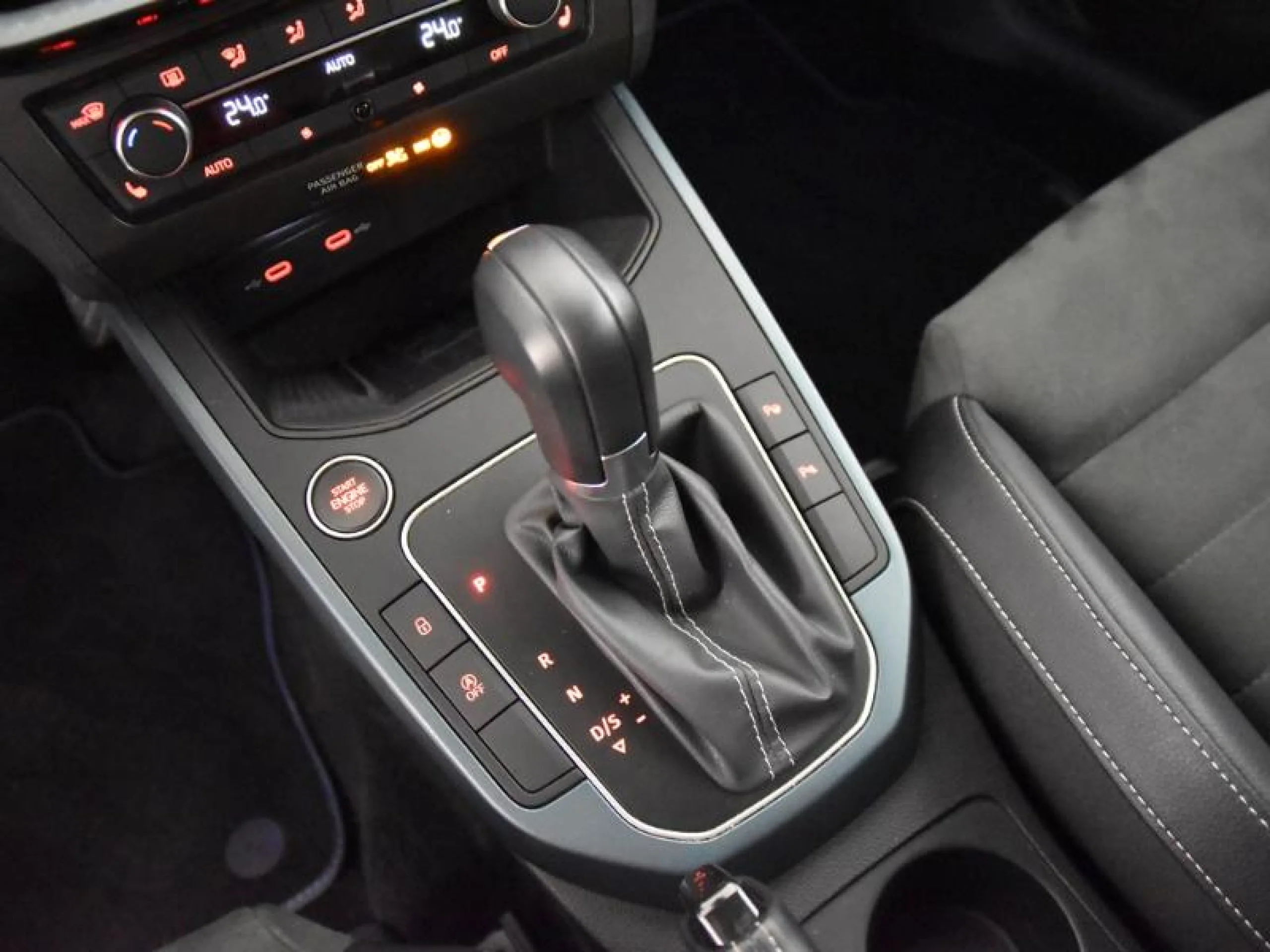 SEAT ARONA 1.5 TSI 110KW DSG SPECIAL EDITION - Foto 10