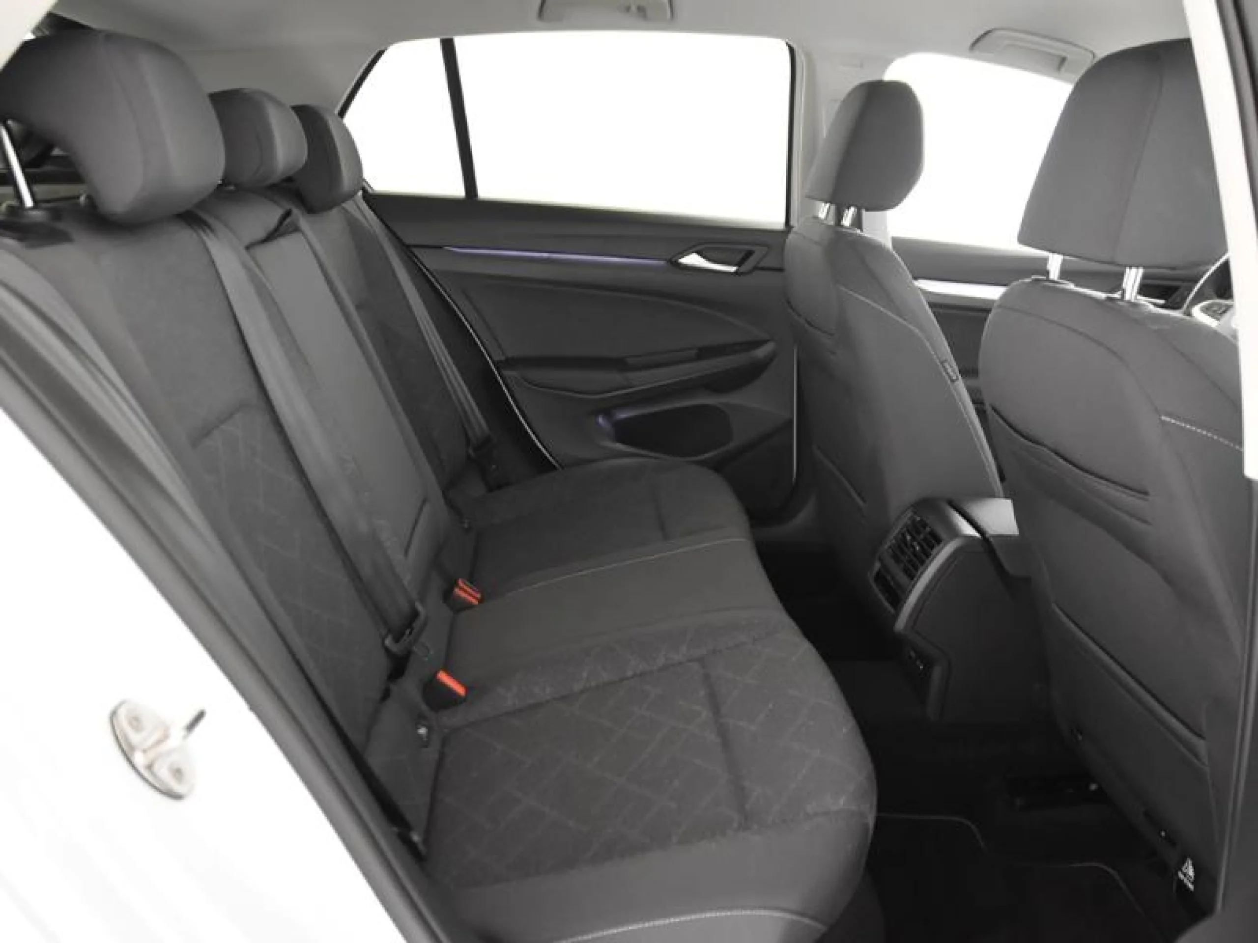 VOLKSWAGEN GOLF LIFE 2.0 TDI 110KW (150CV) DSG - Foto 6