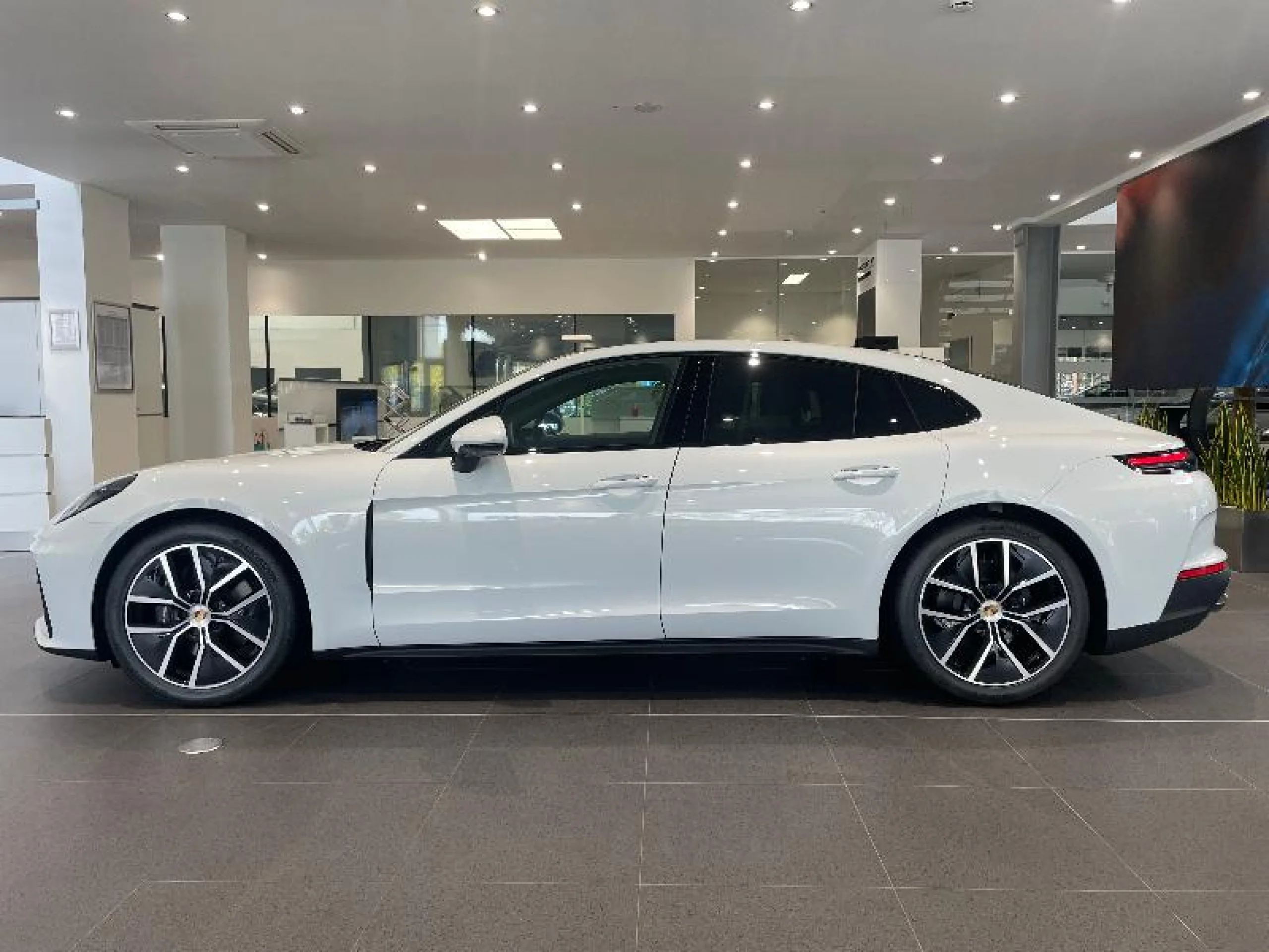 PORSCHE PANAMERA 4 - Foto 2