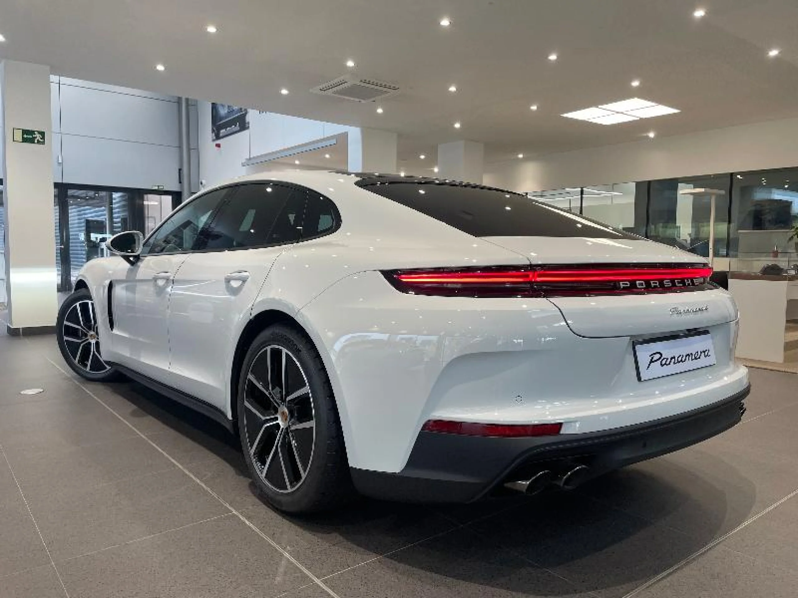 PORSCHE PANAMERA 4 - Foto 3