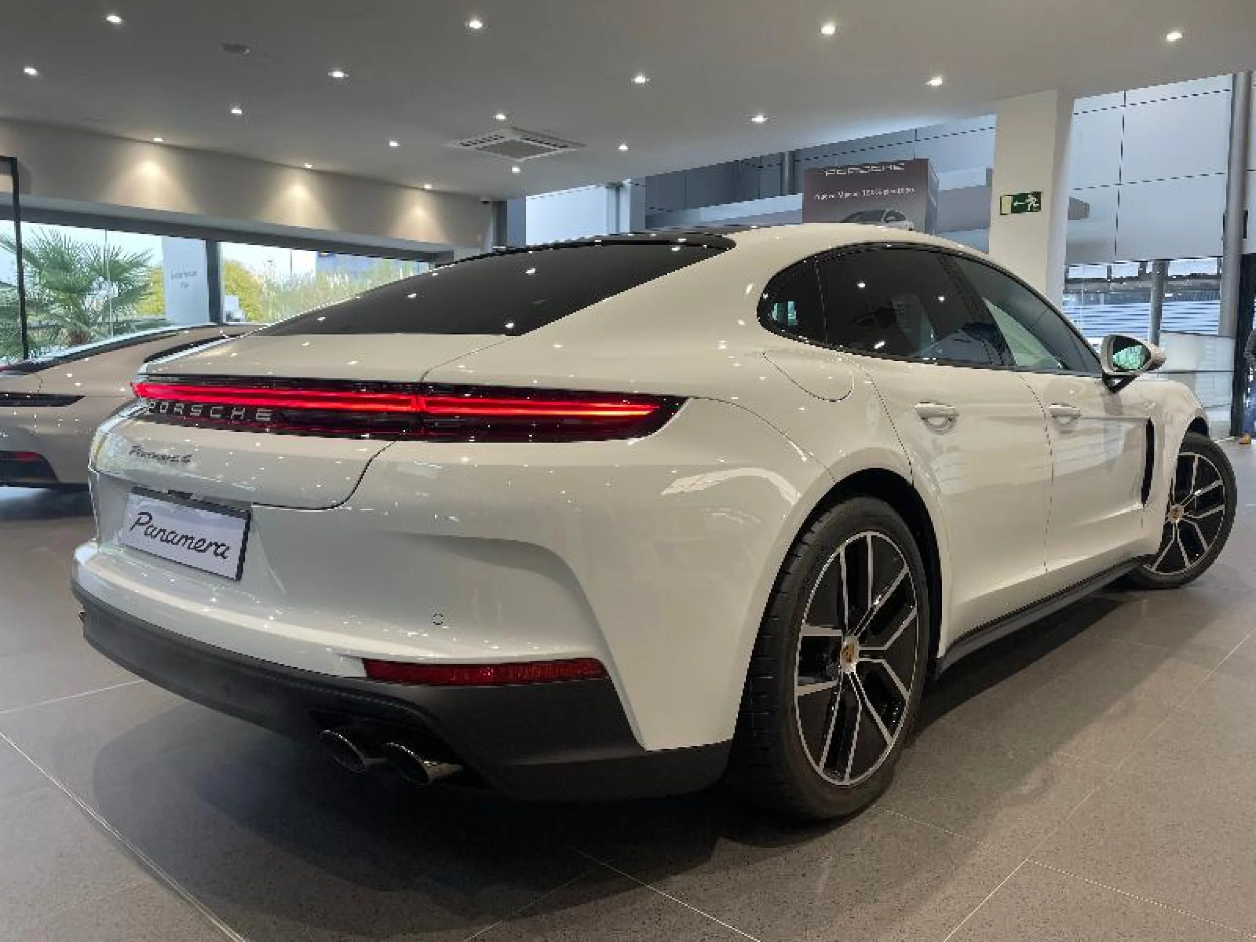 PORSCHE PANAMERA 4 - Foto 5