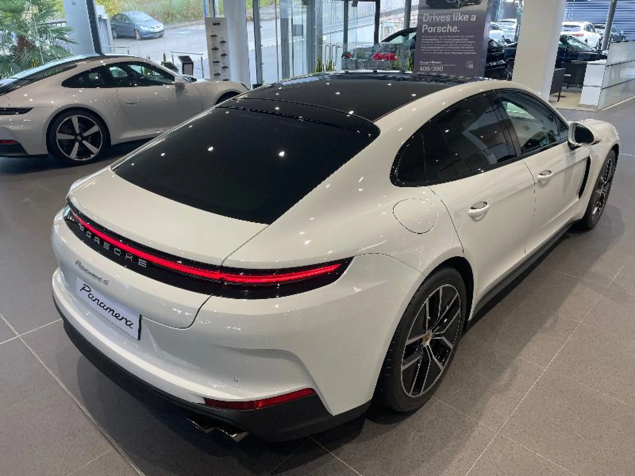 PORSCHE PANAMERA 4 - Foto 10