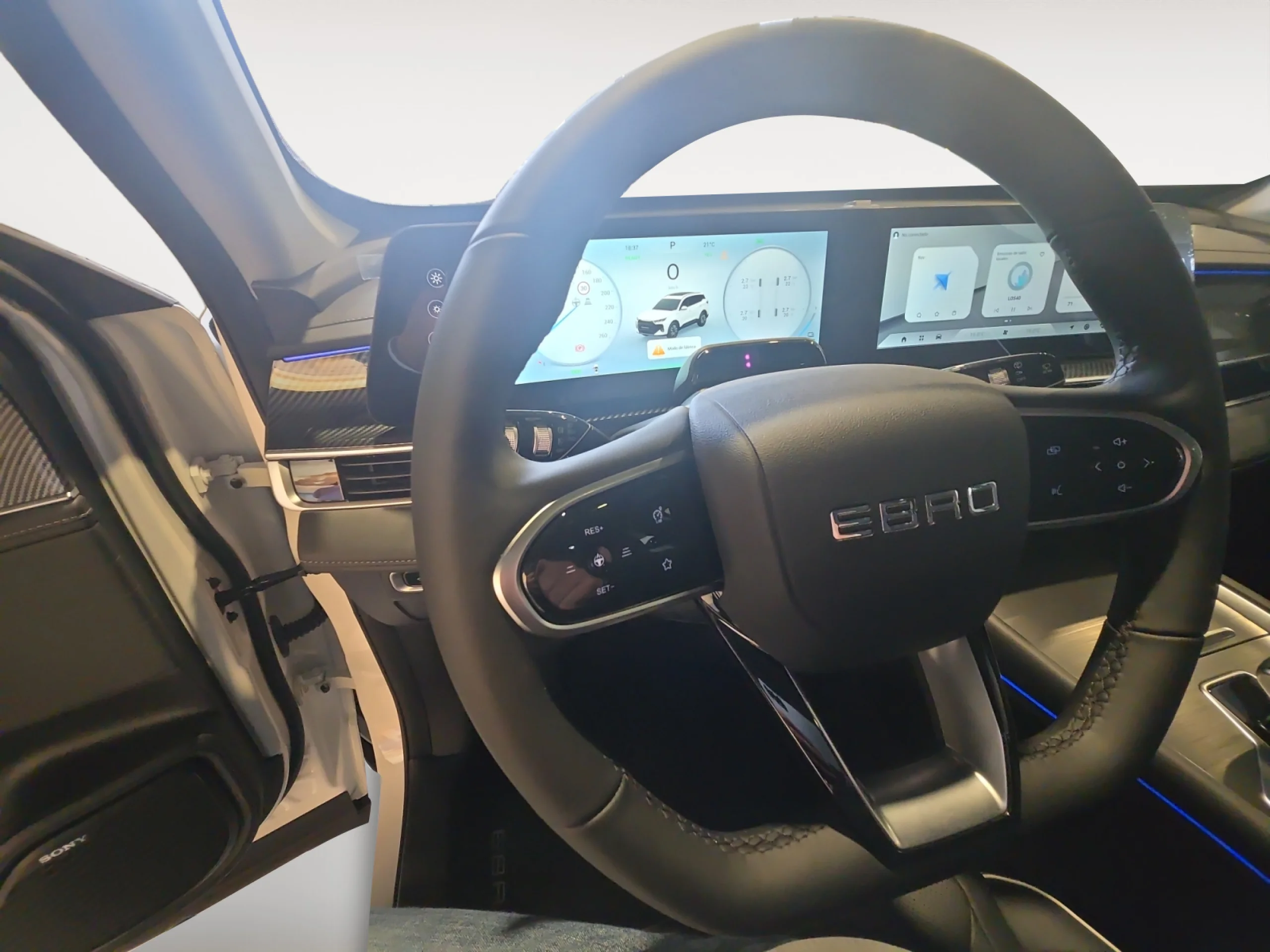 EBRO S700 S700 PHEV LUXURY BLACK ON WHITE - Foto 12