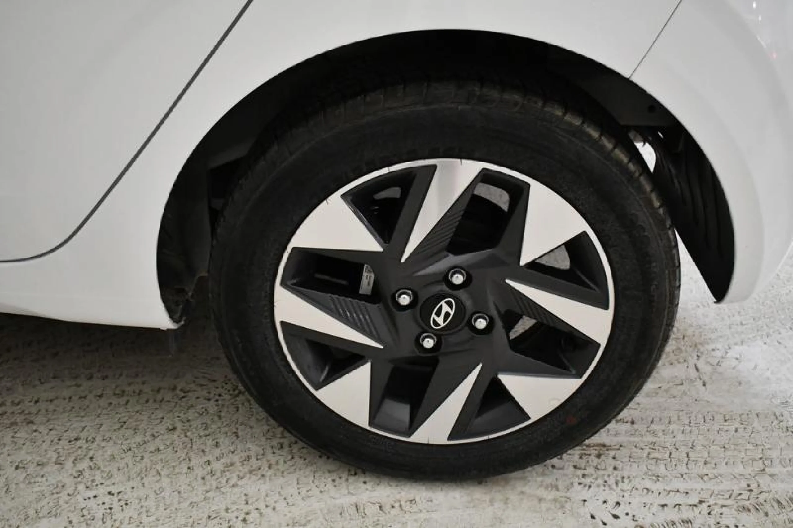 HYUNDAI I10 1.0 KLASS - Foto 8