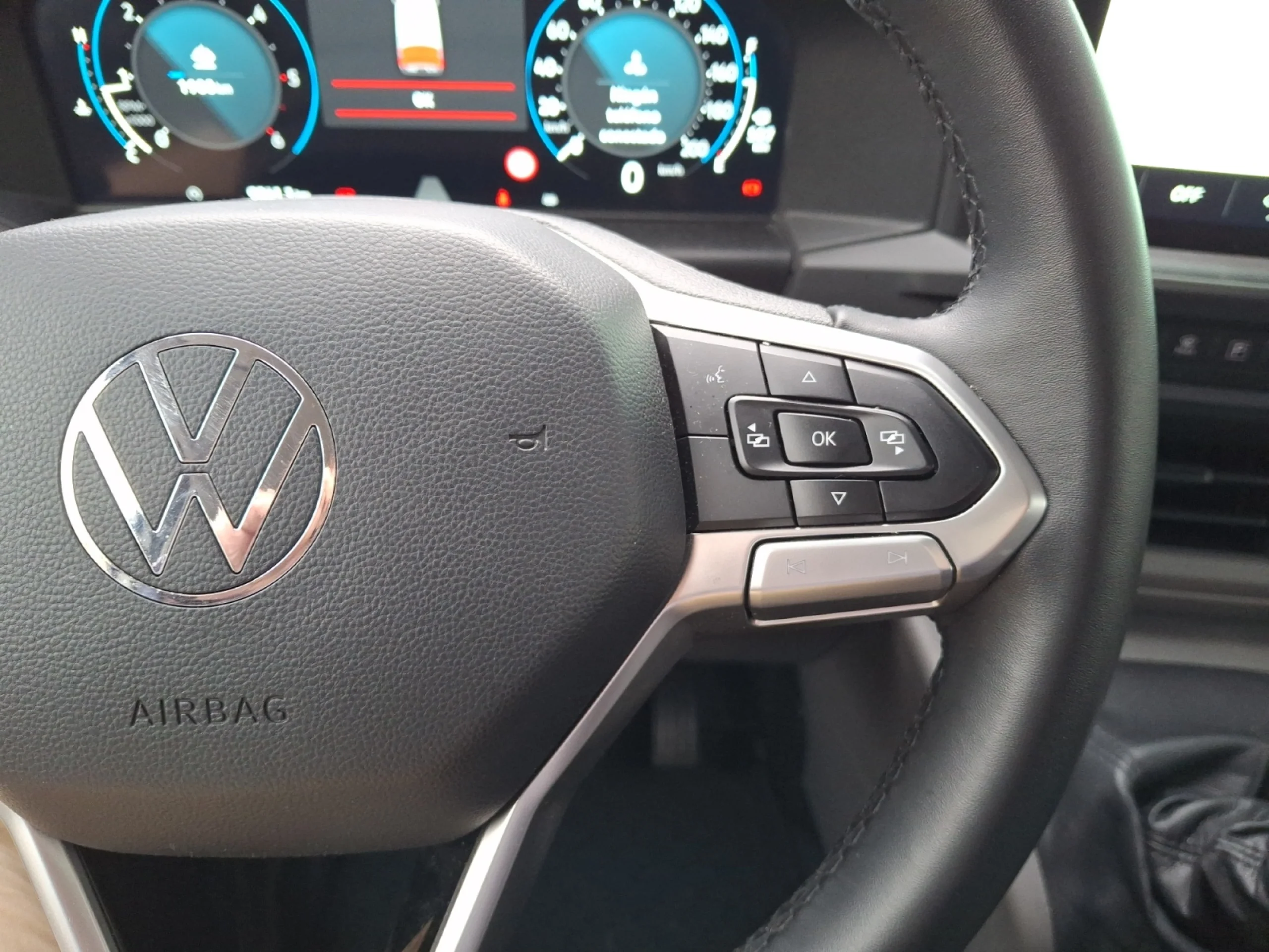 VOLKSWAGEN CARAVELLE BATALLA CORTA  2.0 TDI 81 KW (110 CV) 6 VEL. - Foto 9