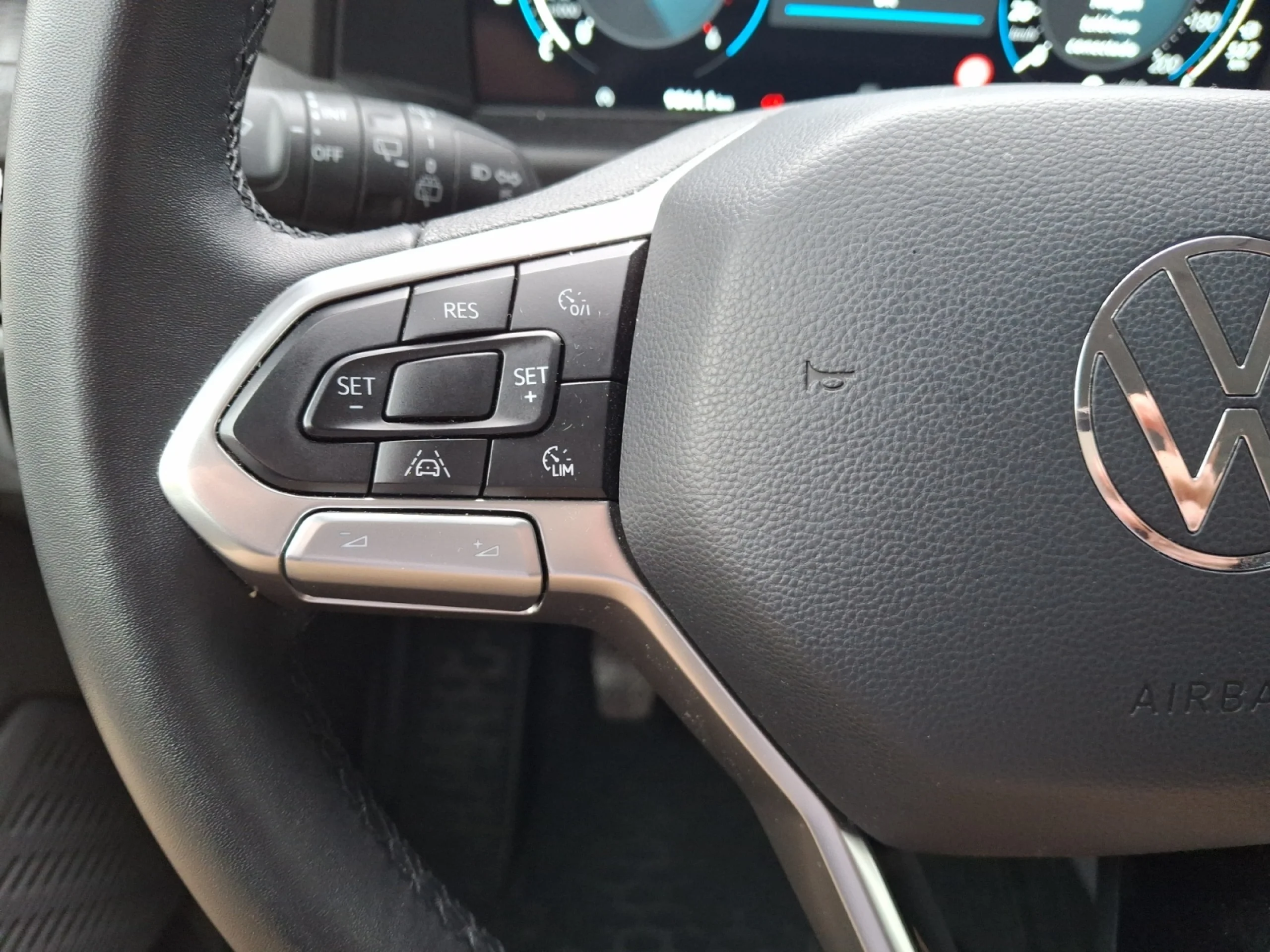 VOLKSWAGEN CARAVELLE BATALLA CORTA  2.0 TDI 81 KW (110 CV) 6 VEL. - Foto 10