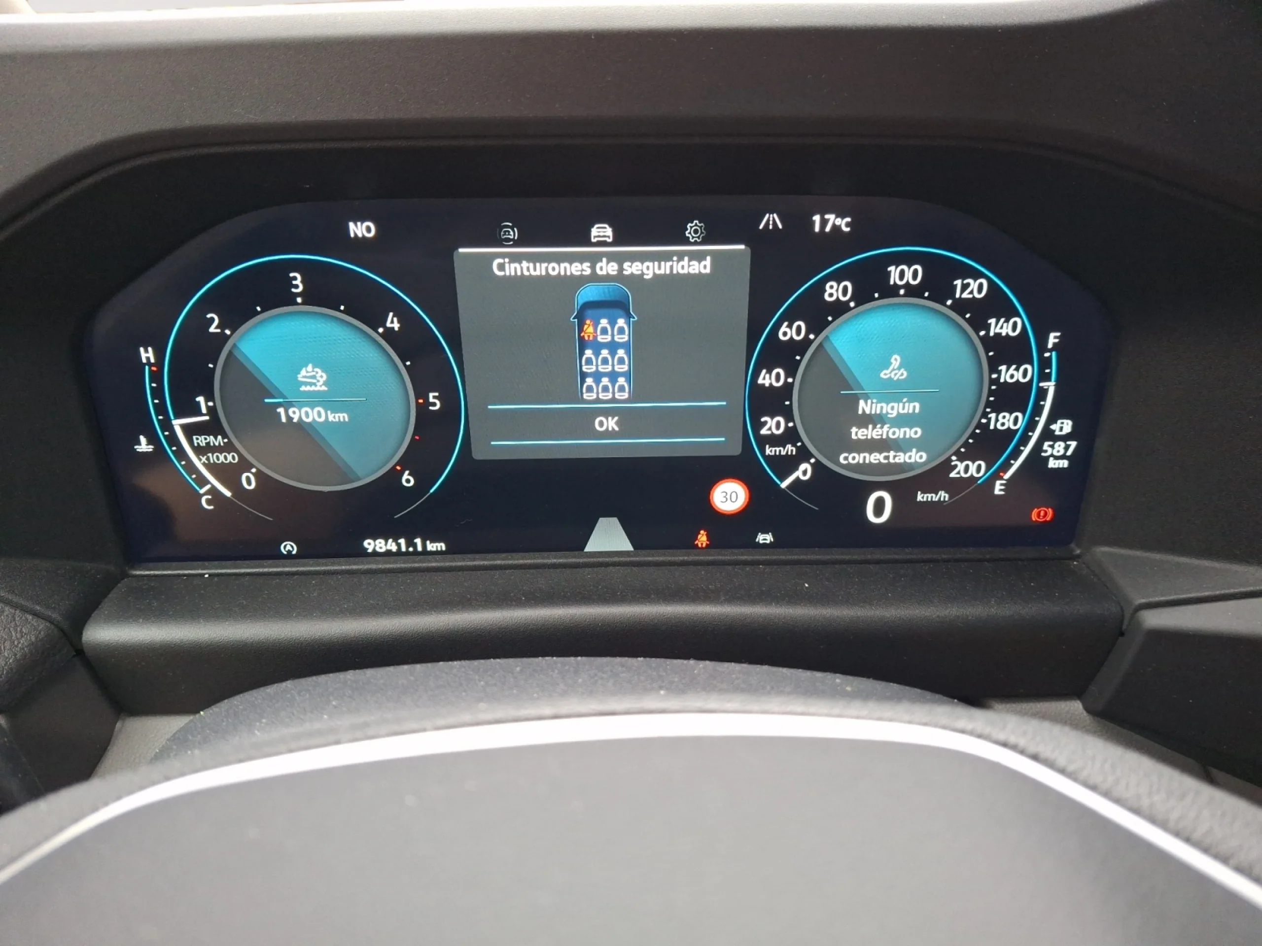 VOLKSWAGEN CARAVELLE BATALLA CORTA  2.0 TDI 81 KW (110 CV) 6 VEL. - Foto 12