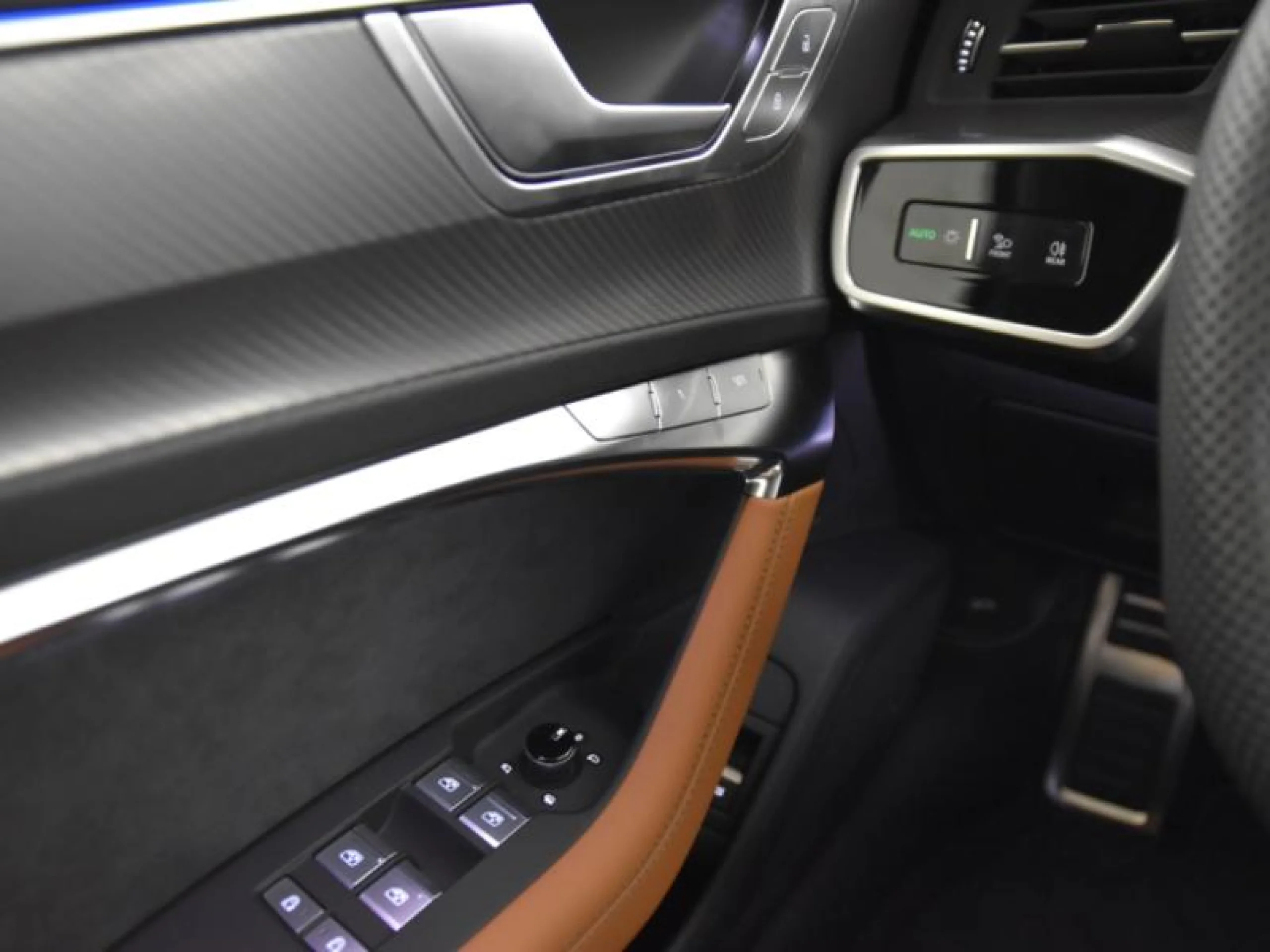 AUDI A6 RS6 AVANT TFSI QUATTRO - Foto 24