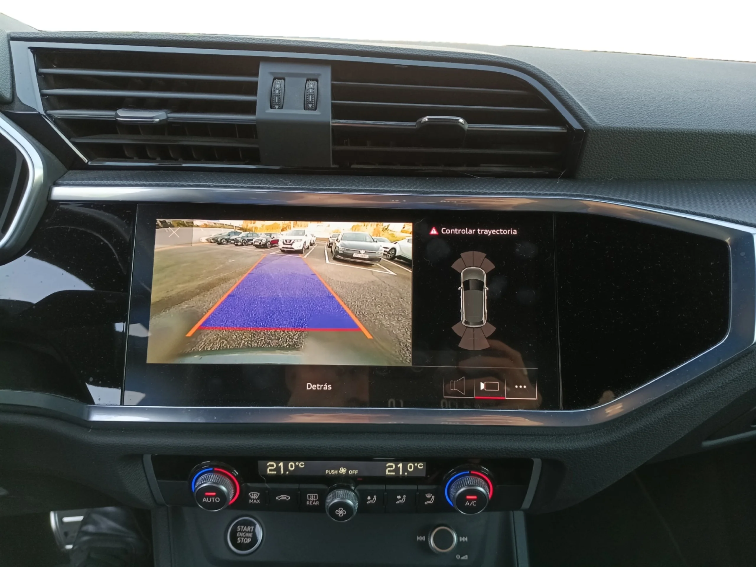 AUDI Q3 BLACK LINE 35 TDI 110KW (150CV) S TRONIC - Foto 9