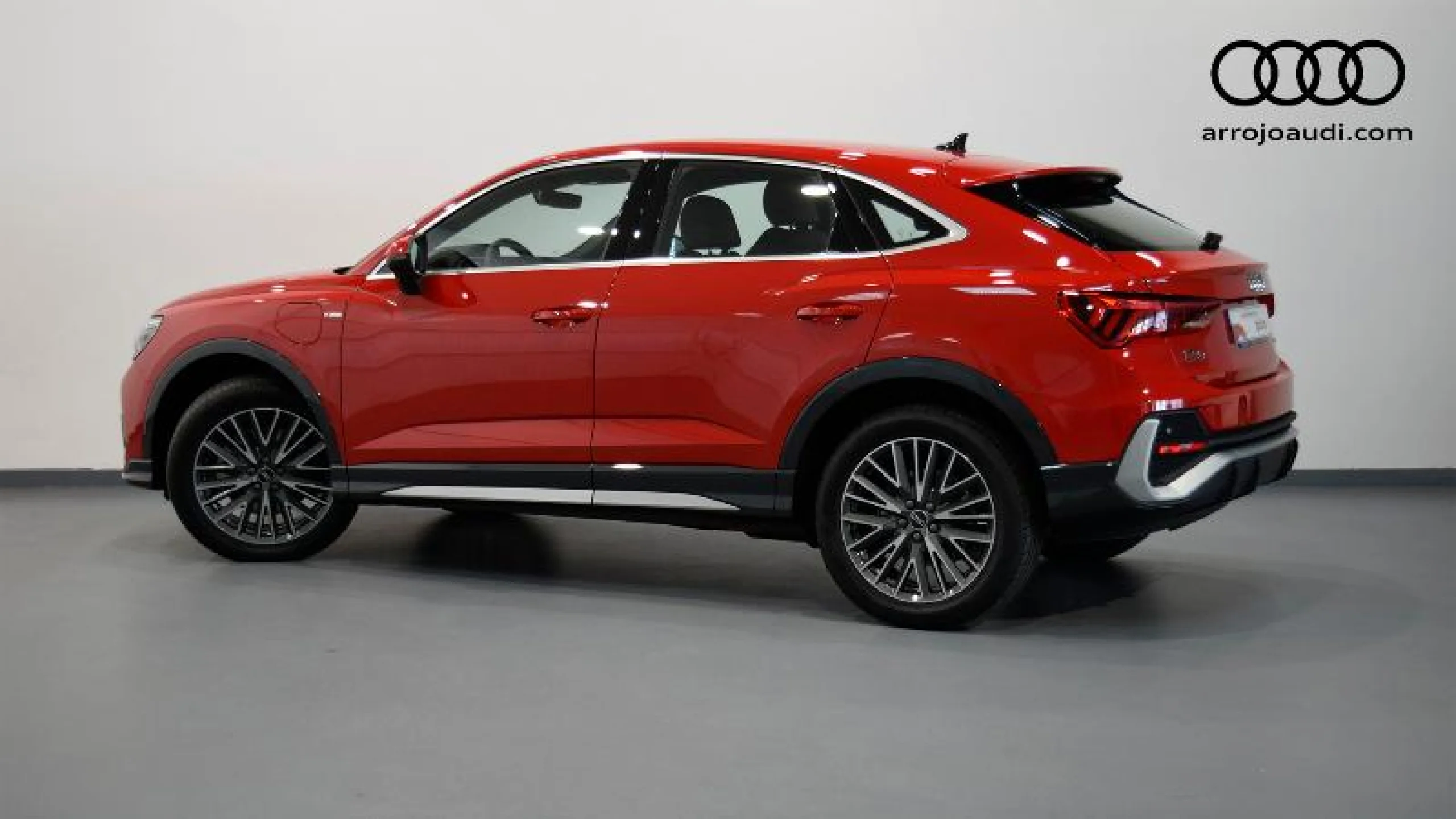 AUDI Q3 SPORTBACK 45 TFSI E 180KW S TRONIC S LINE - Foto 2