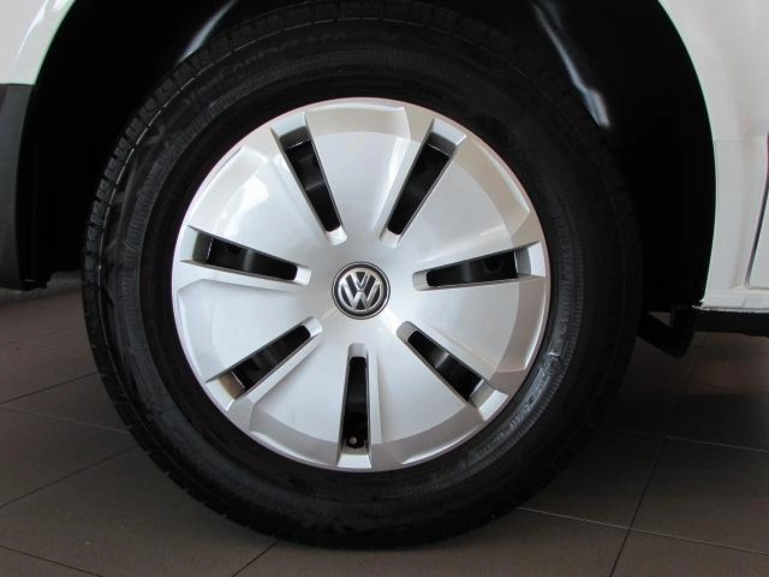 VOLKSWAGEN CARAVELLE ORIGIN CORTA 2.0 TDI 81KW (110CV) BMT - Foto 9
