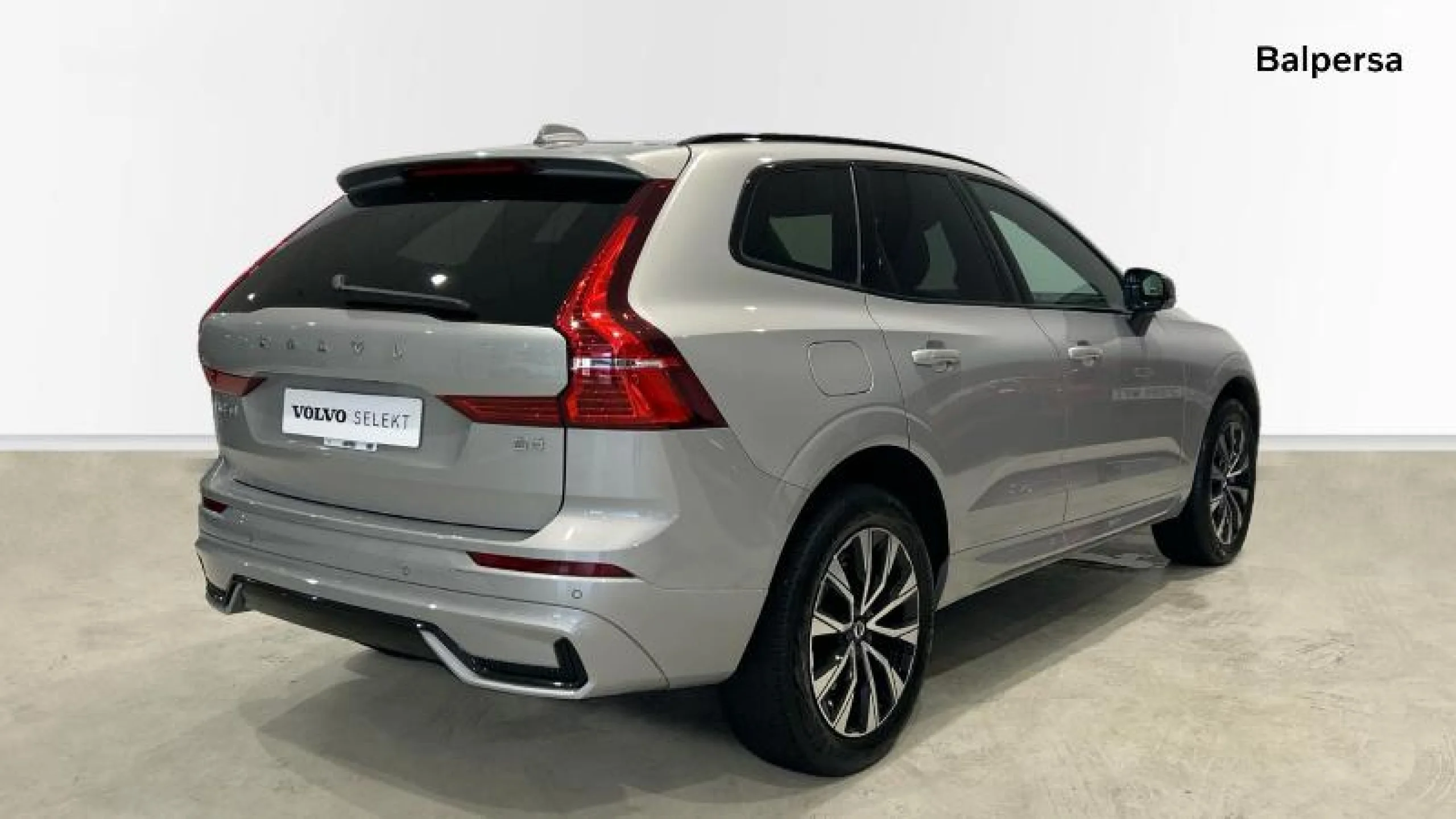 VOLVO XC60 2.0 B4 D PLUS DARK AUTO - Foto 7