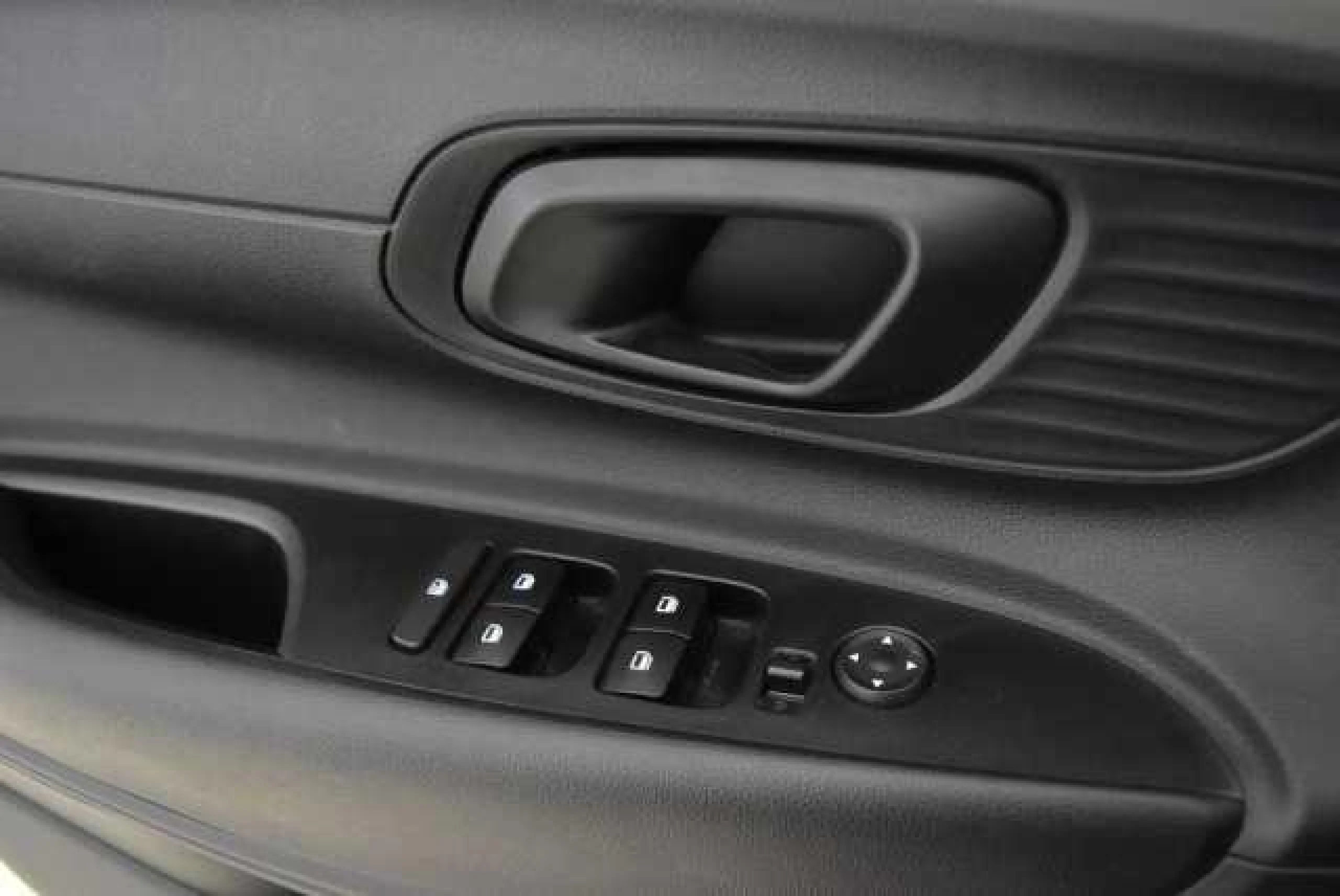 HYUNDAI I20 1.2 MPI ESSENCE - Foto 12