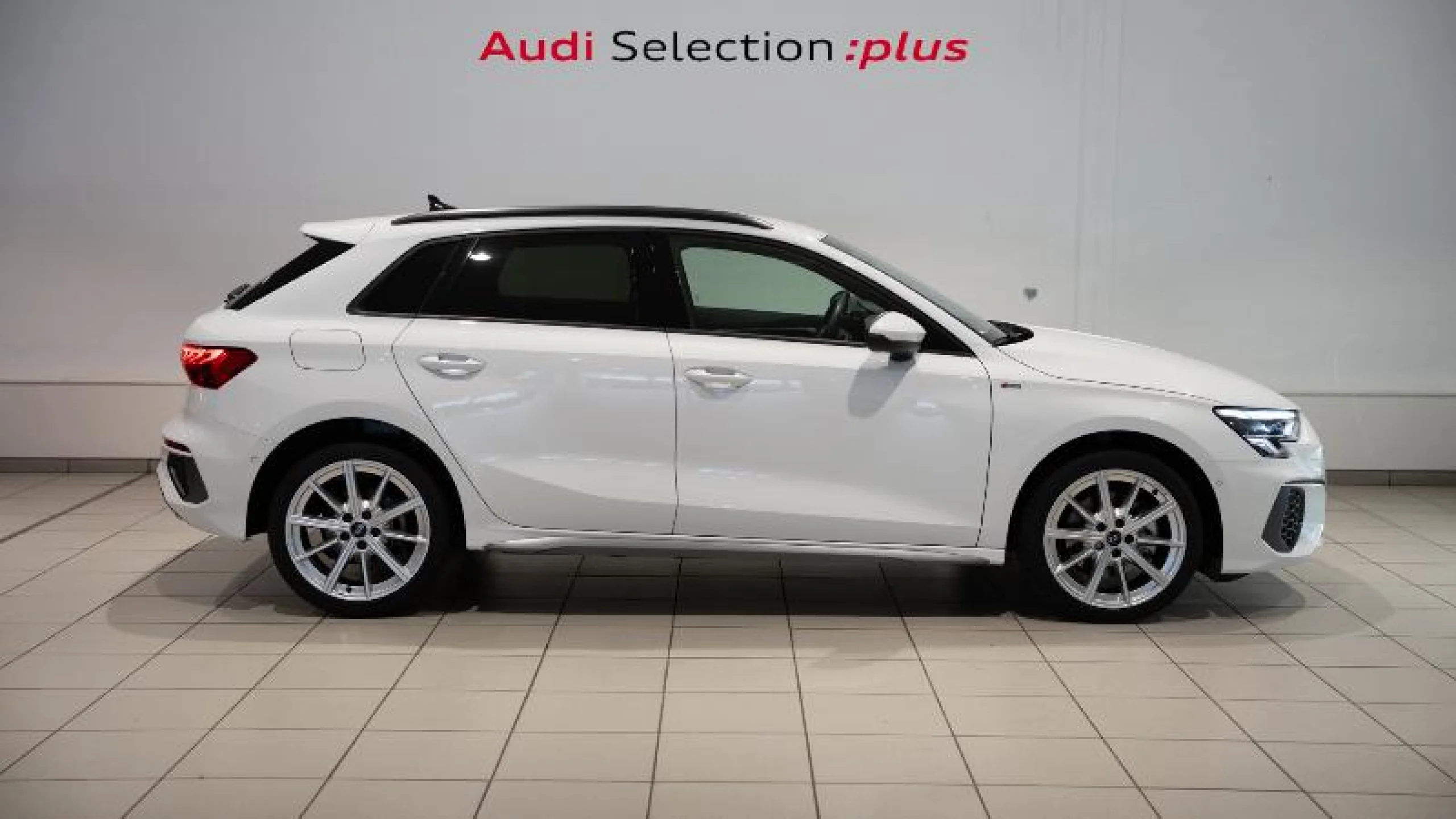 AUDI A3 SPORTBACK S LINE 40 TFSI E 150KW S TRON - Foto 3