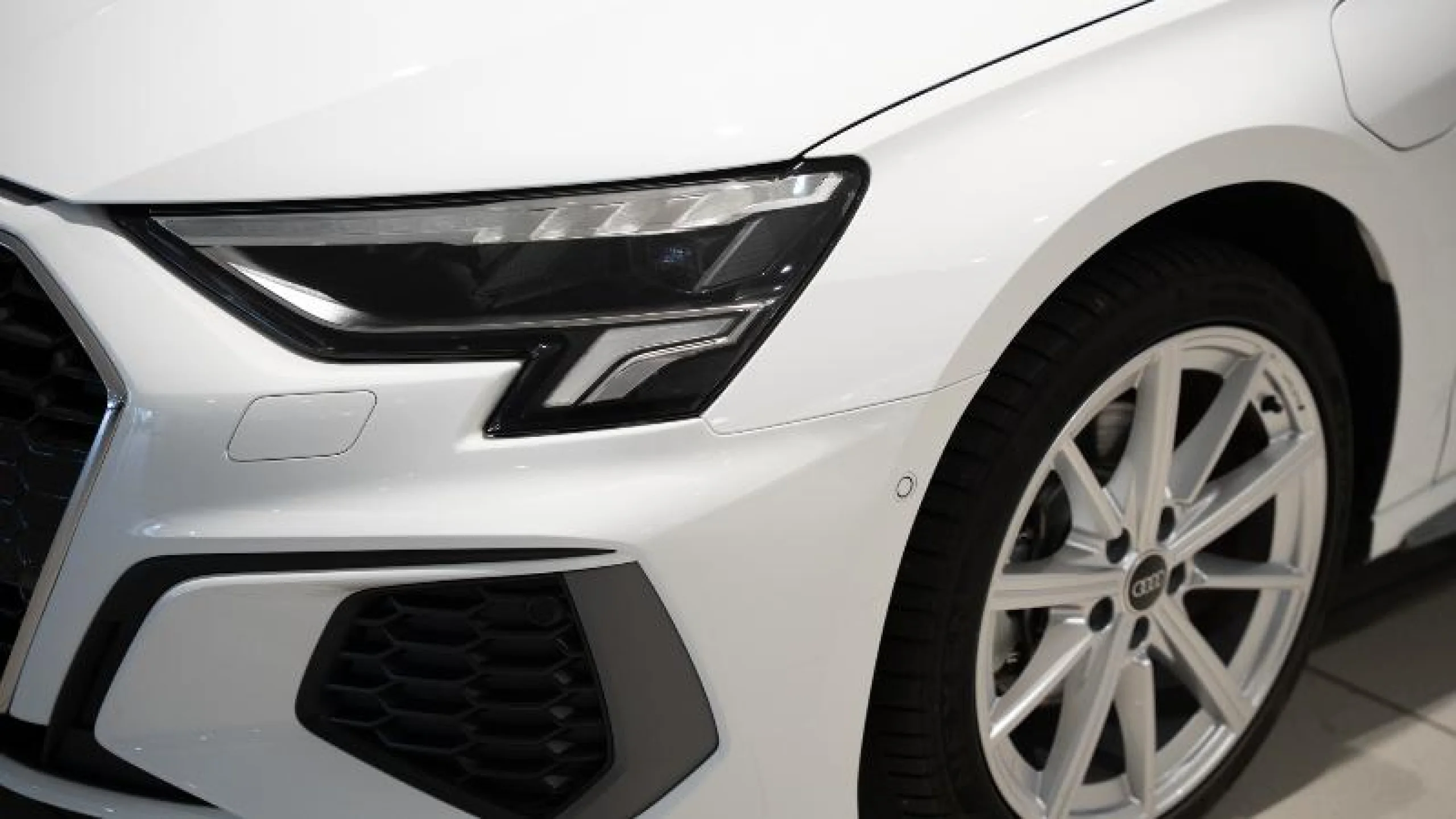 AUDI A3 SPORTBACK S LINE 40 TFSI E 150KW S TRON - Foto 6