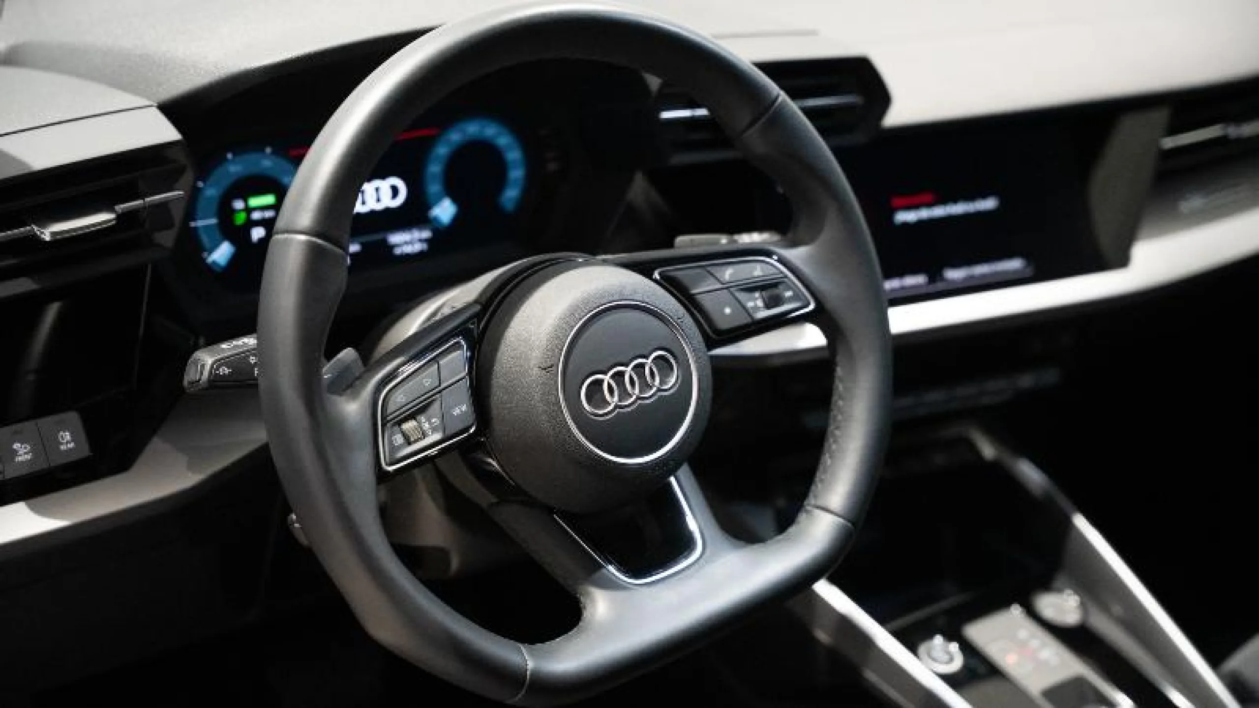 AUDI A3 SPORTBACK S LINE 40 TFSI E 150KW S TRON - Foto 12