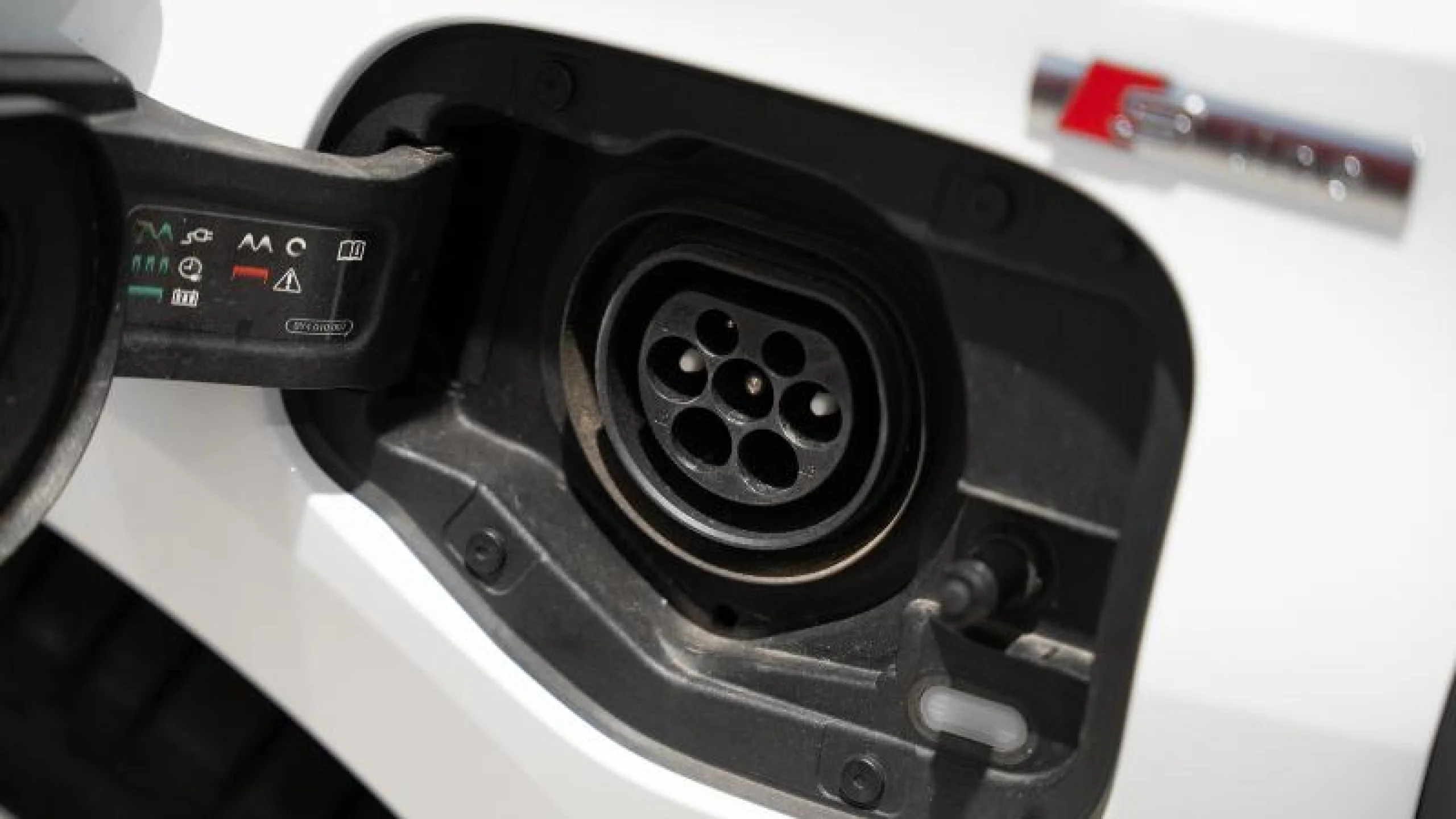 AUDI A3 SPORTBACK S LINE 40 TFSI E 150KW S TRON - Foto 16