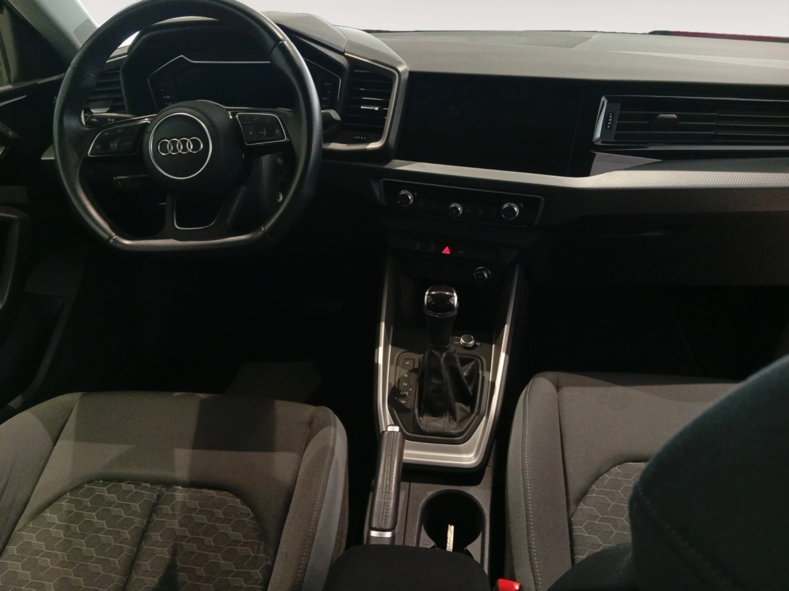 AUDI A1 SPORTBACK ADRENALIN 30 TFSI 81KW S TRON - Foto 4