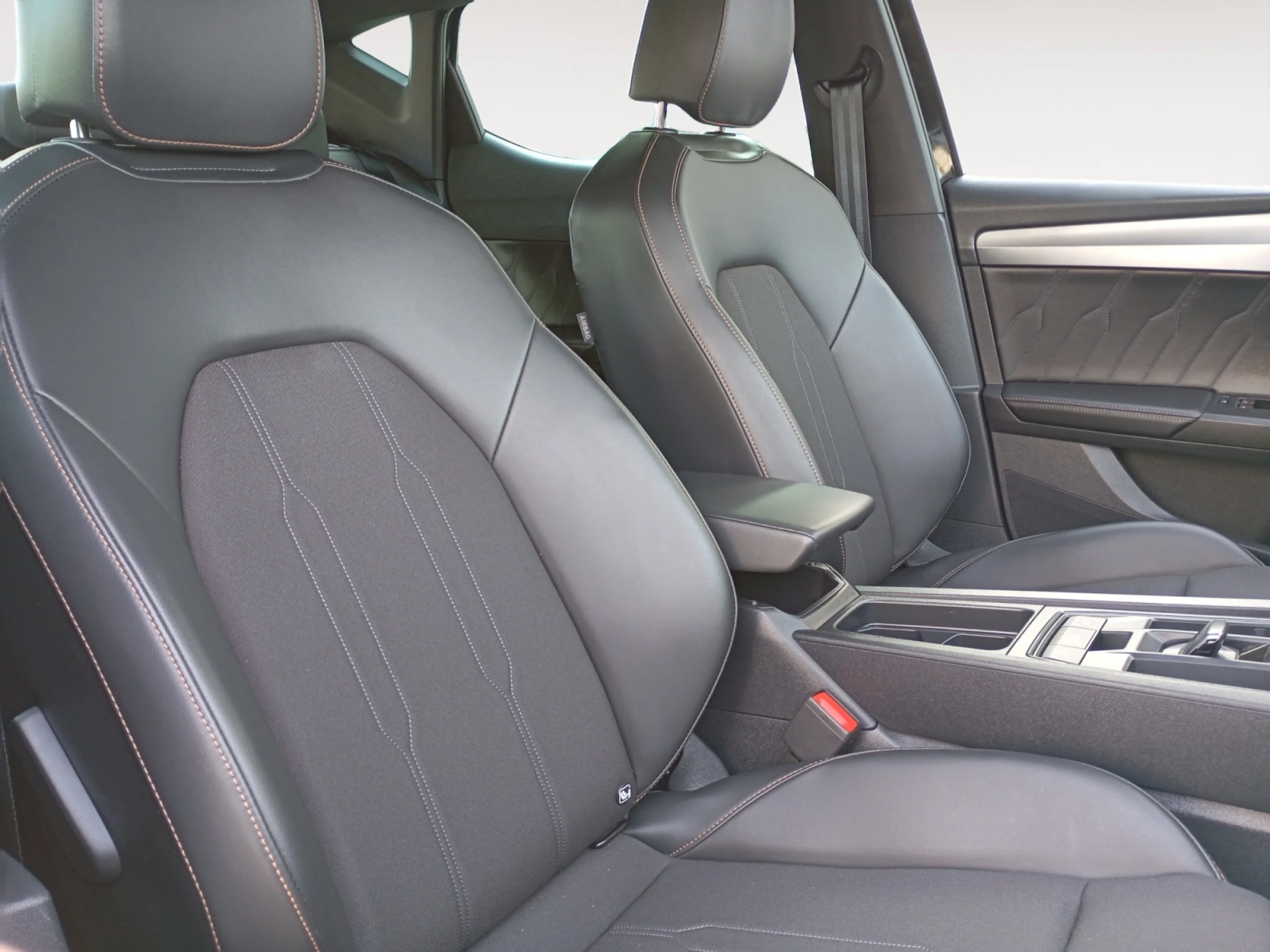 CUPRA LEON 1.5 ETSI 110KW (150CV) DSG TECH EDITION - Foto 5