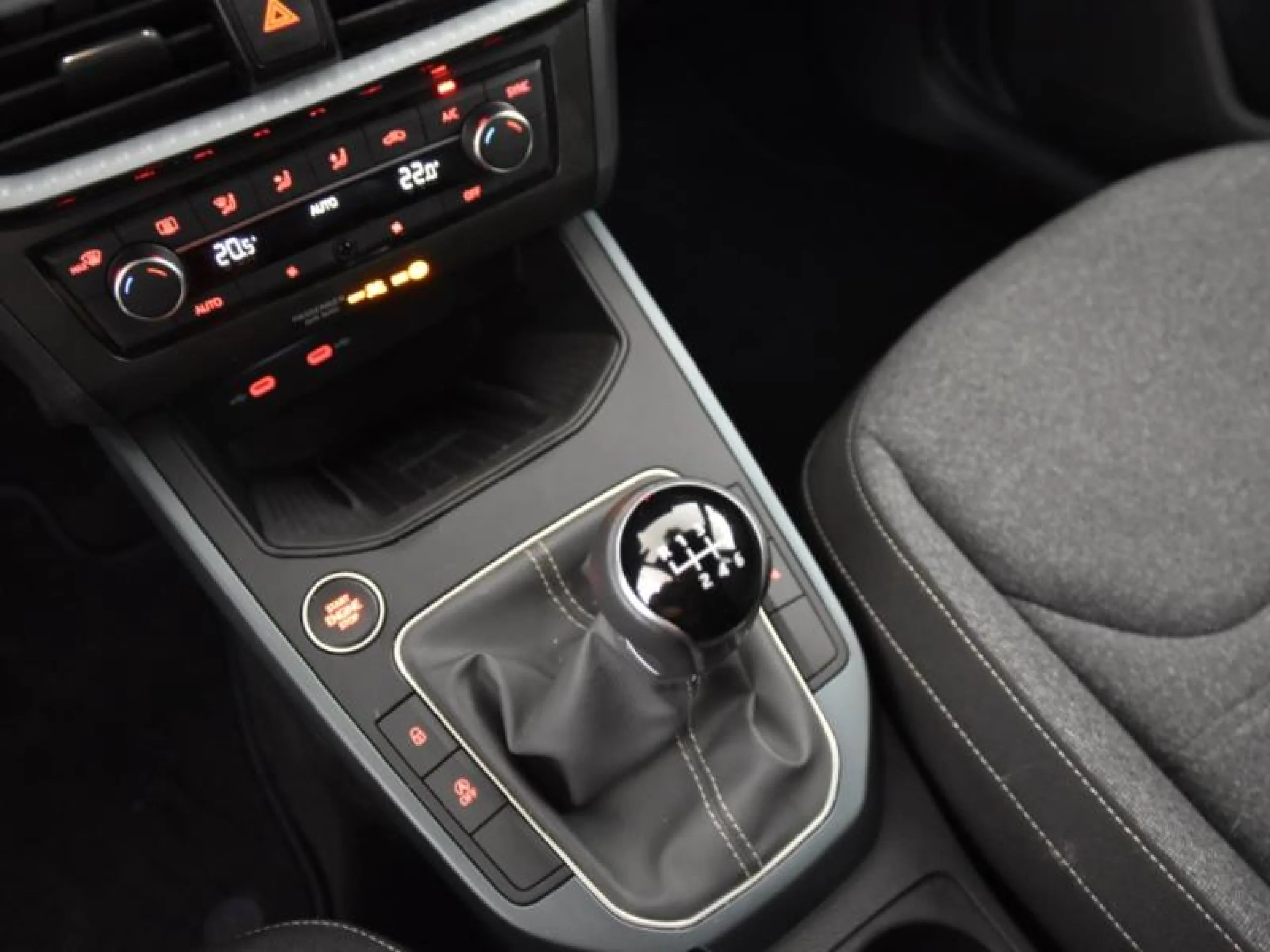 SEAT ARONA 1.0 TSI 81KW XPERIENCE XXL - Foto 10