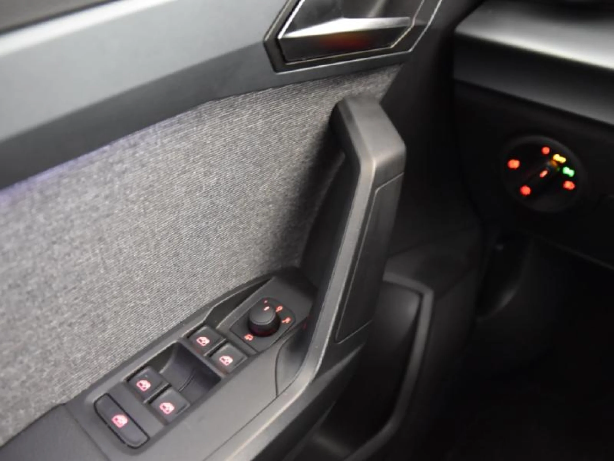 SEAT ARONA 1.0 TSI 81KW XPERIENCE XXL - Foto 18