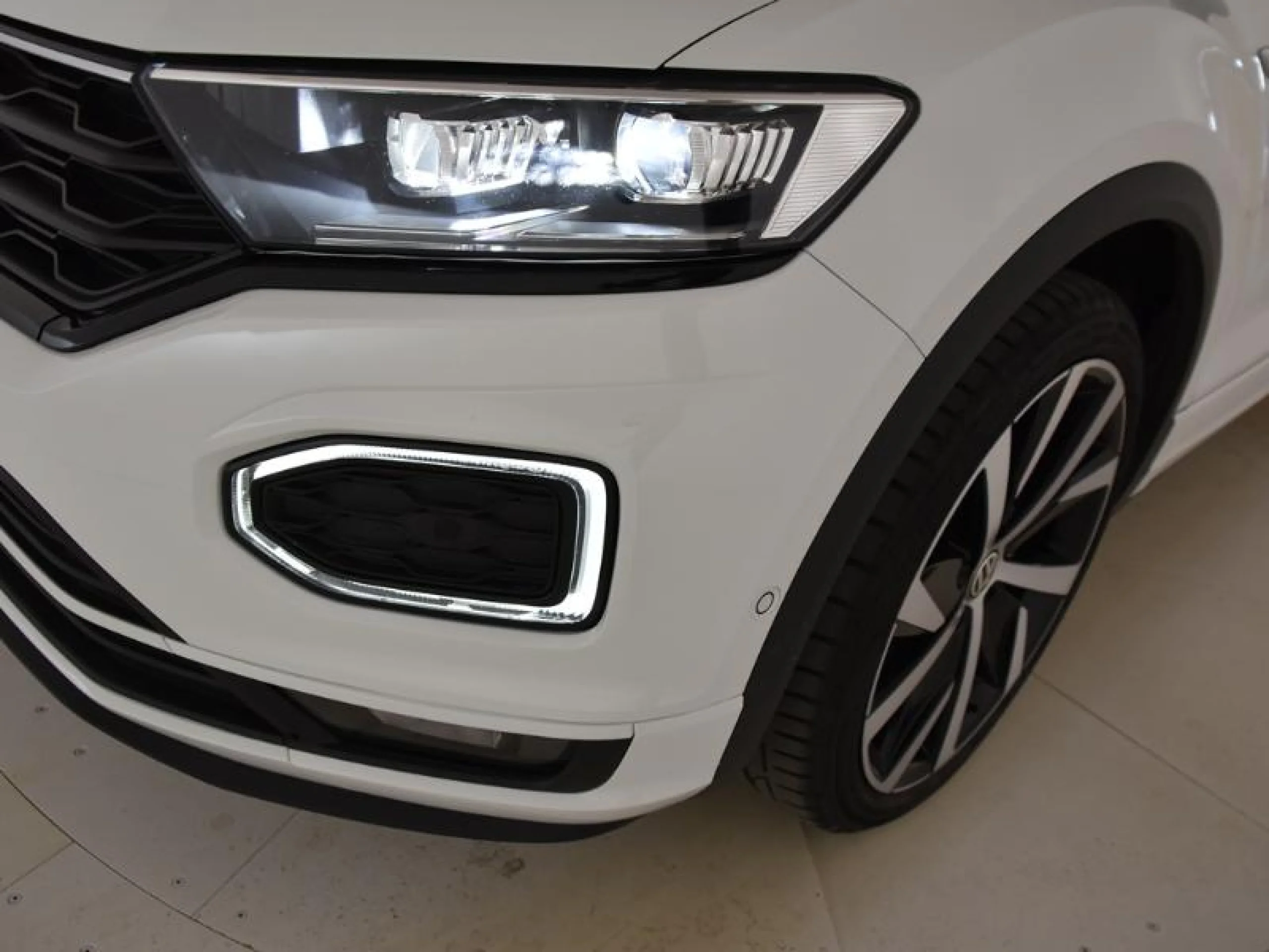 VOLKSWAGEN T ROC R LINE 1.5 TSI 110KW (150CV) CABRIO - Foto 19