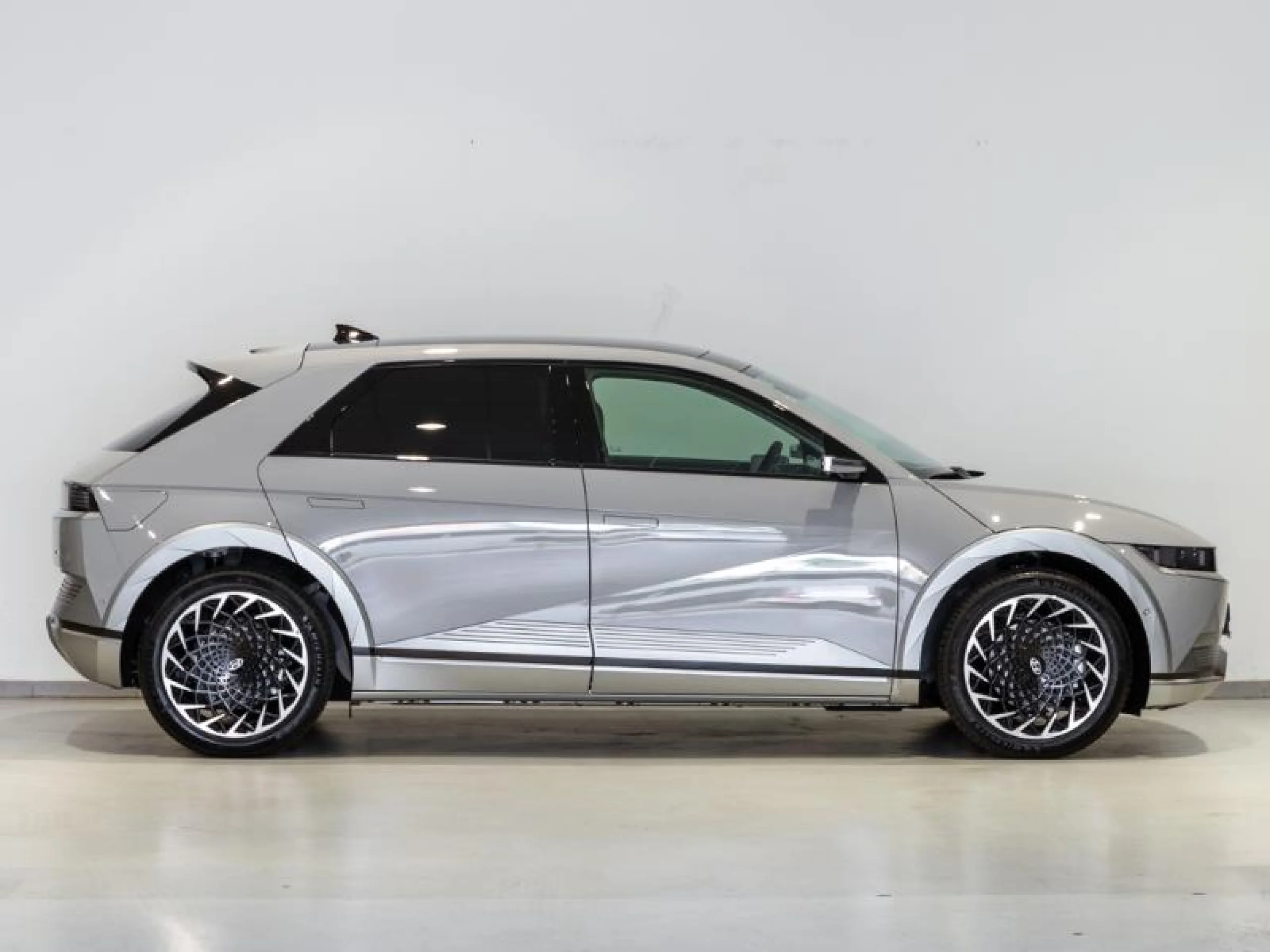 HYUNDAI IONIQ 5 77KWH 239KW ENERGY AWD - Foto 3
