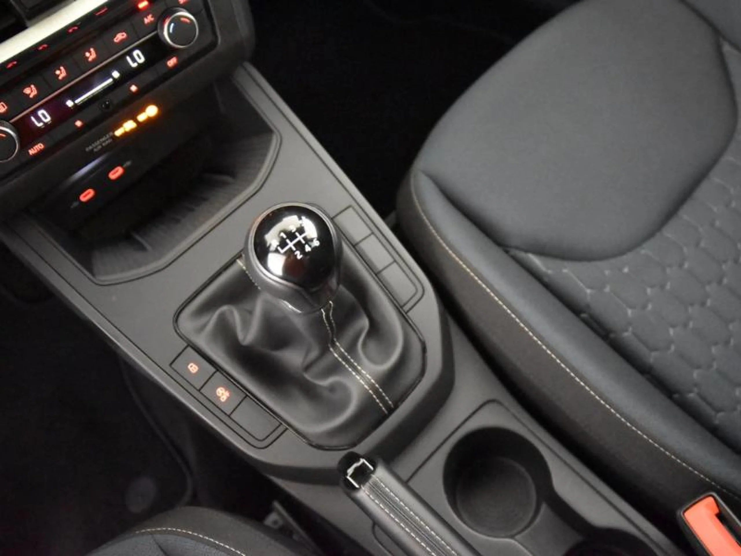 SEAT ARONA 1.0 TSI 85KW (115CV) START&STOP STYLE - Foto 10