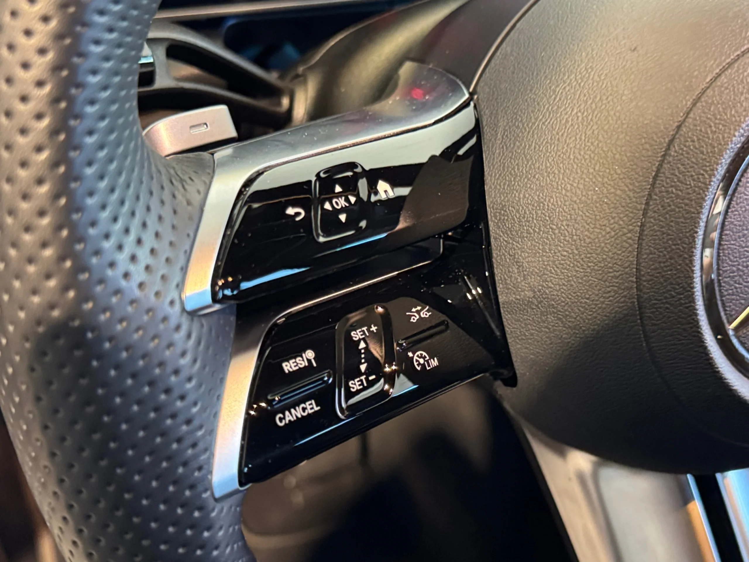 MERCEDES-BENZ Clase glc GLC 300 DE 4MATIC AMG LINE - Foto 11