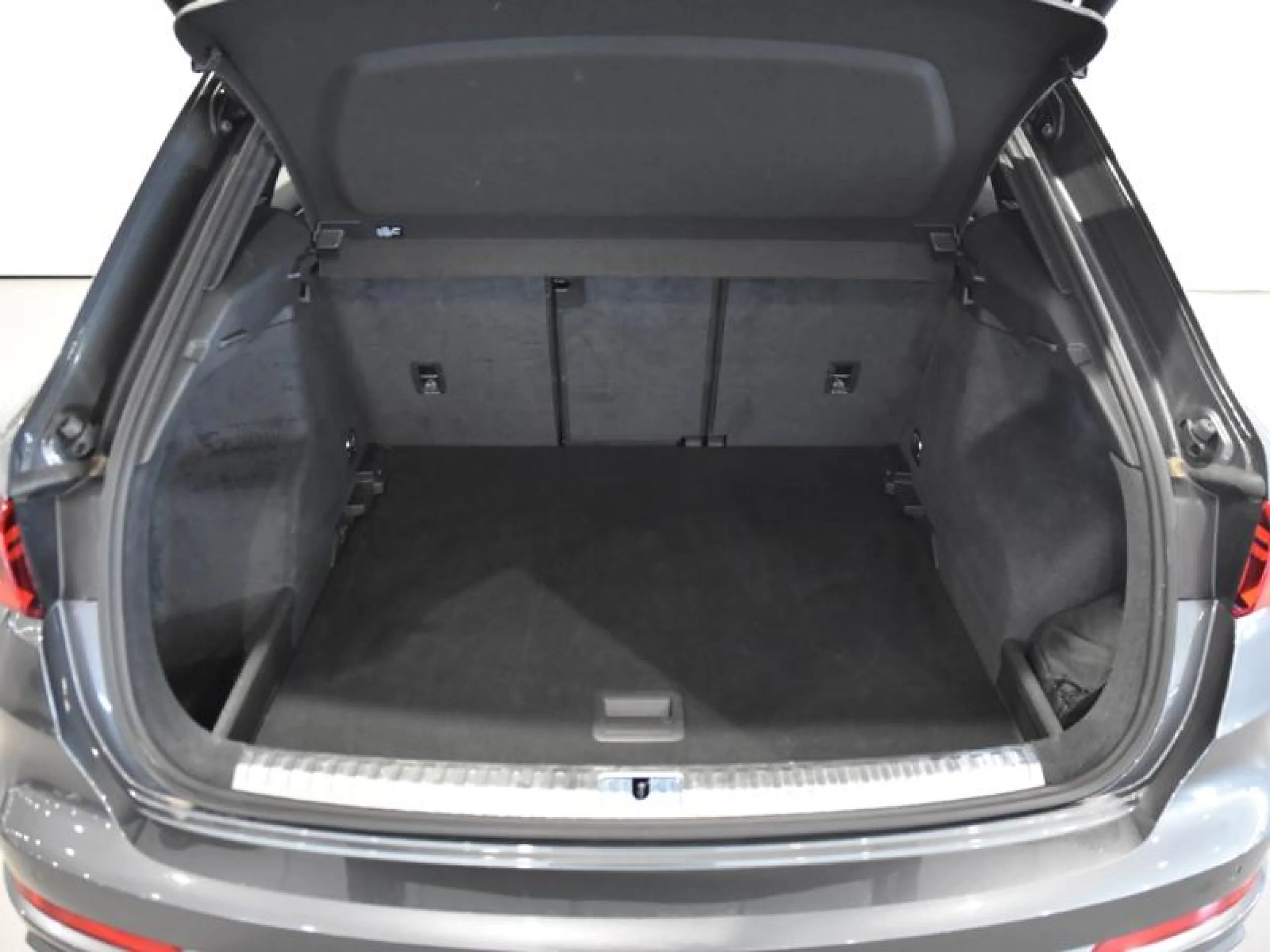 AUDI Q3 S LINE 35 TDI 110KW (150CV) S TRONIC - Foto 7