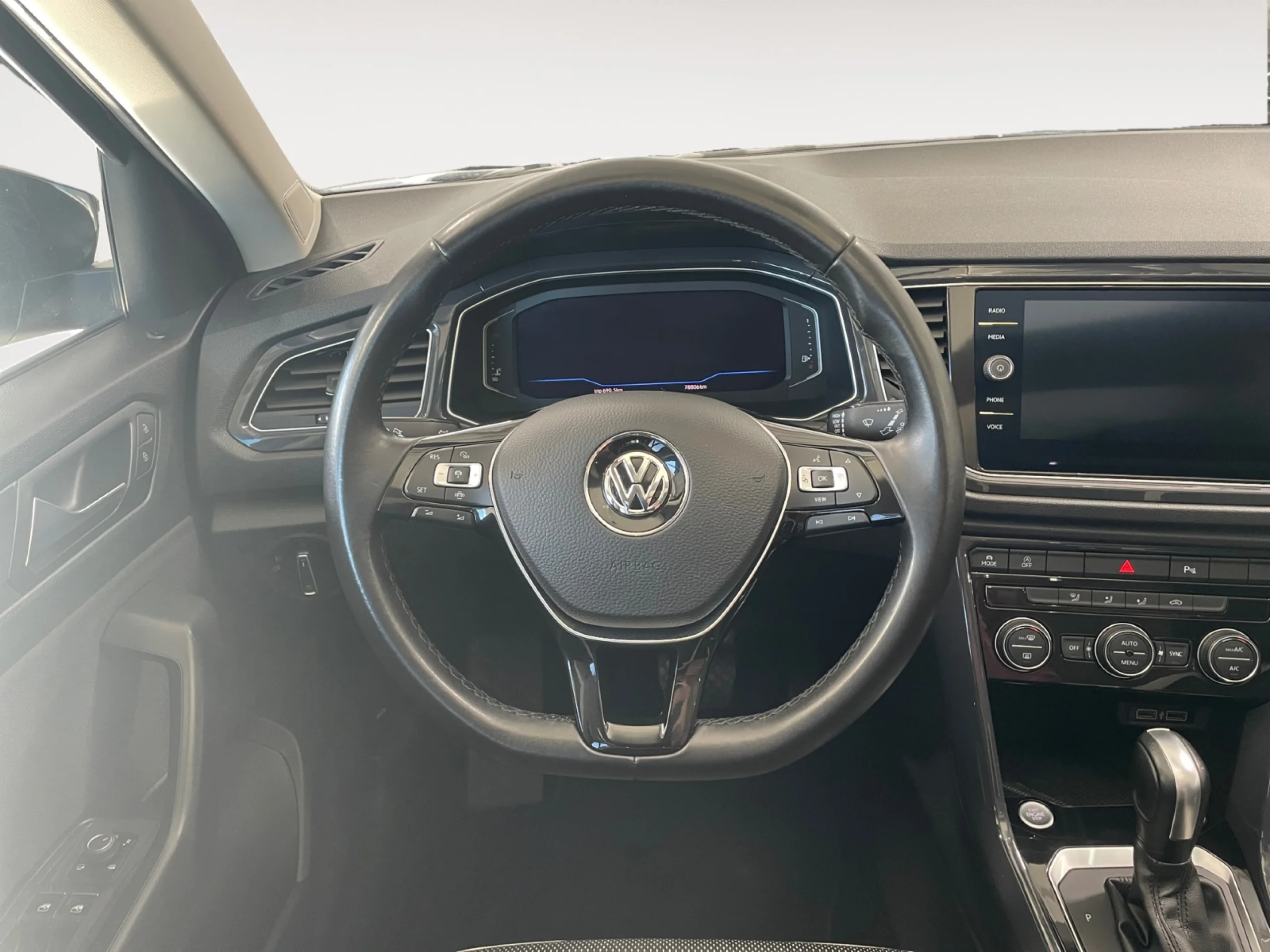 VOLKSWAGEN T ROC SPORT 2.0 TDI 110KW (150CV) DSG - Foto 11