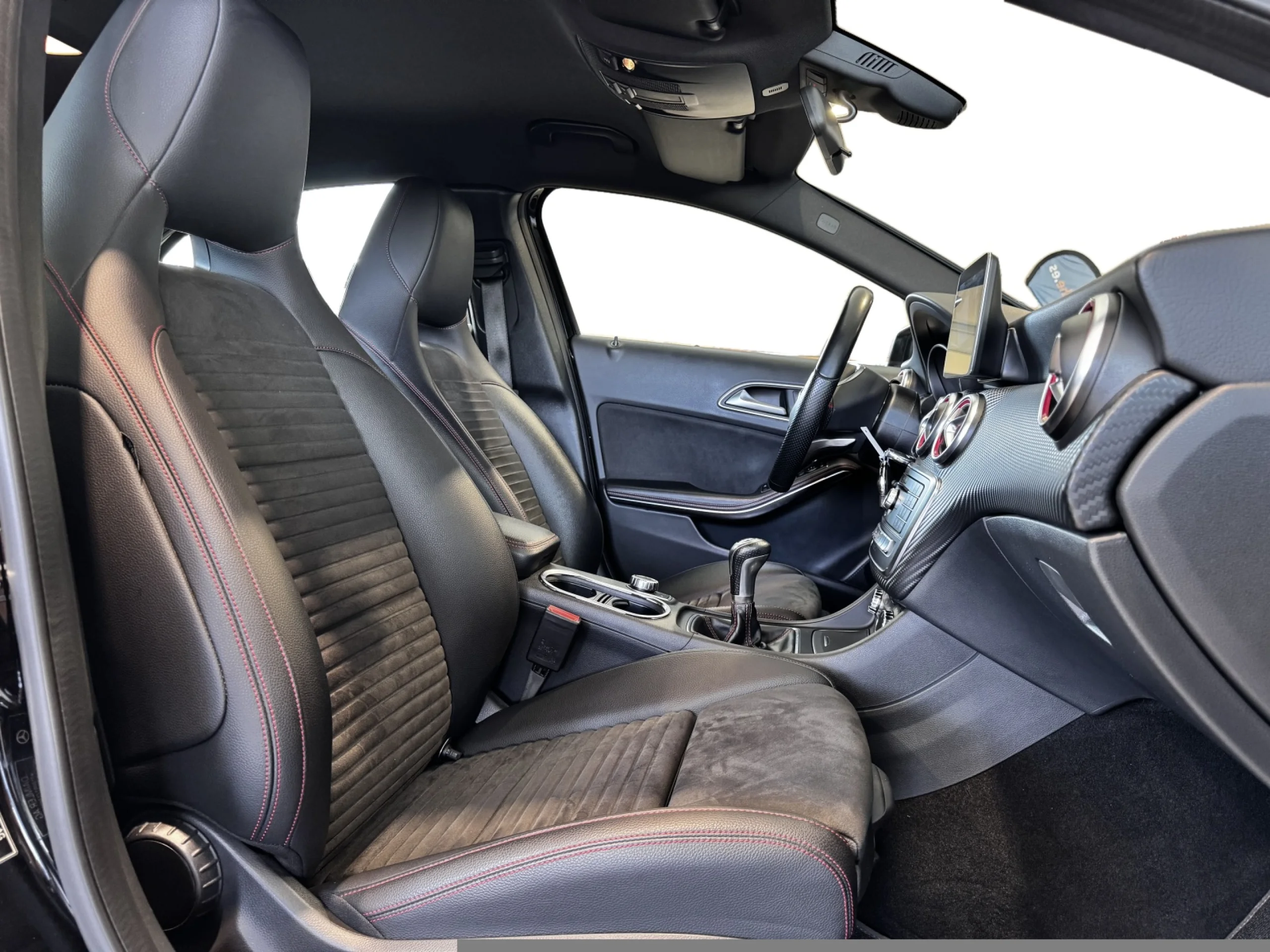 MERCEDES-BENZ CLASE A A 200 D AMG LINE - Foto 5