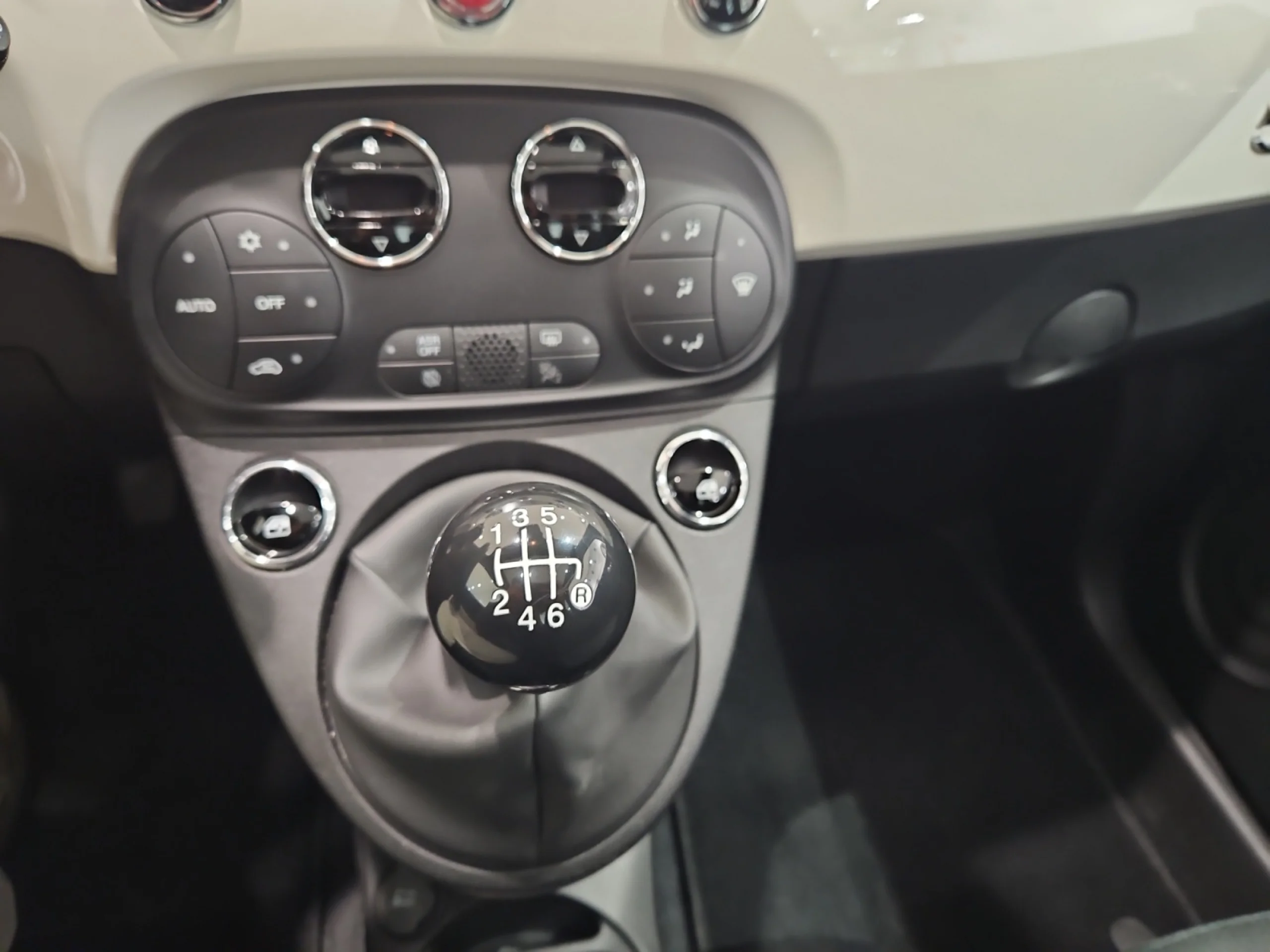 FIAT 500 DOLCEVITA 1.0 HYBRID 51KW (70 CV) - Foto 13