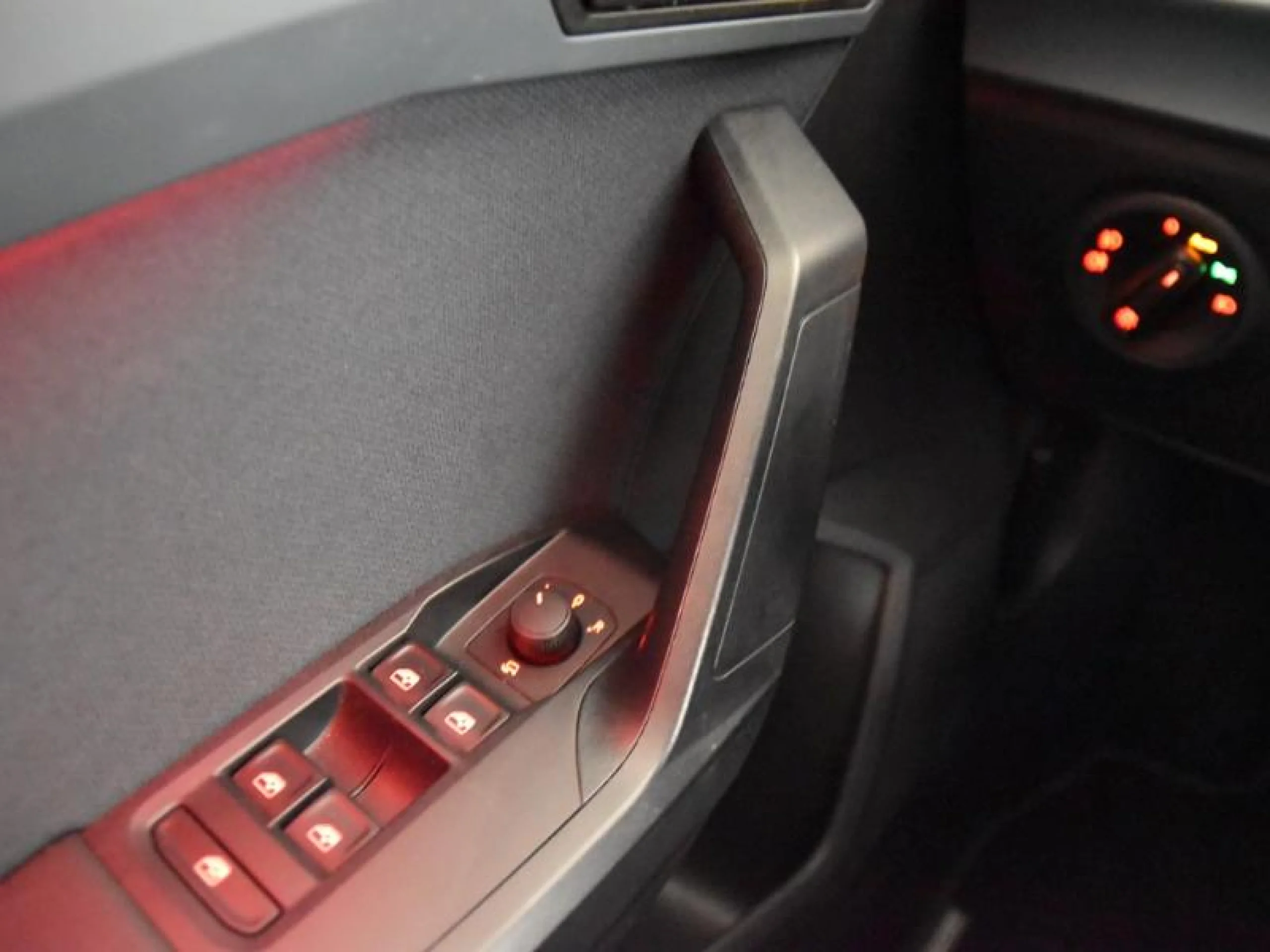 SEAT ARONA 1.0 TSI 85KW (115CV) START&STOP STYLE - Foto 17