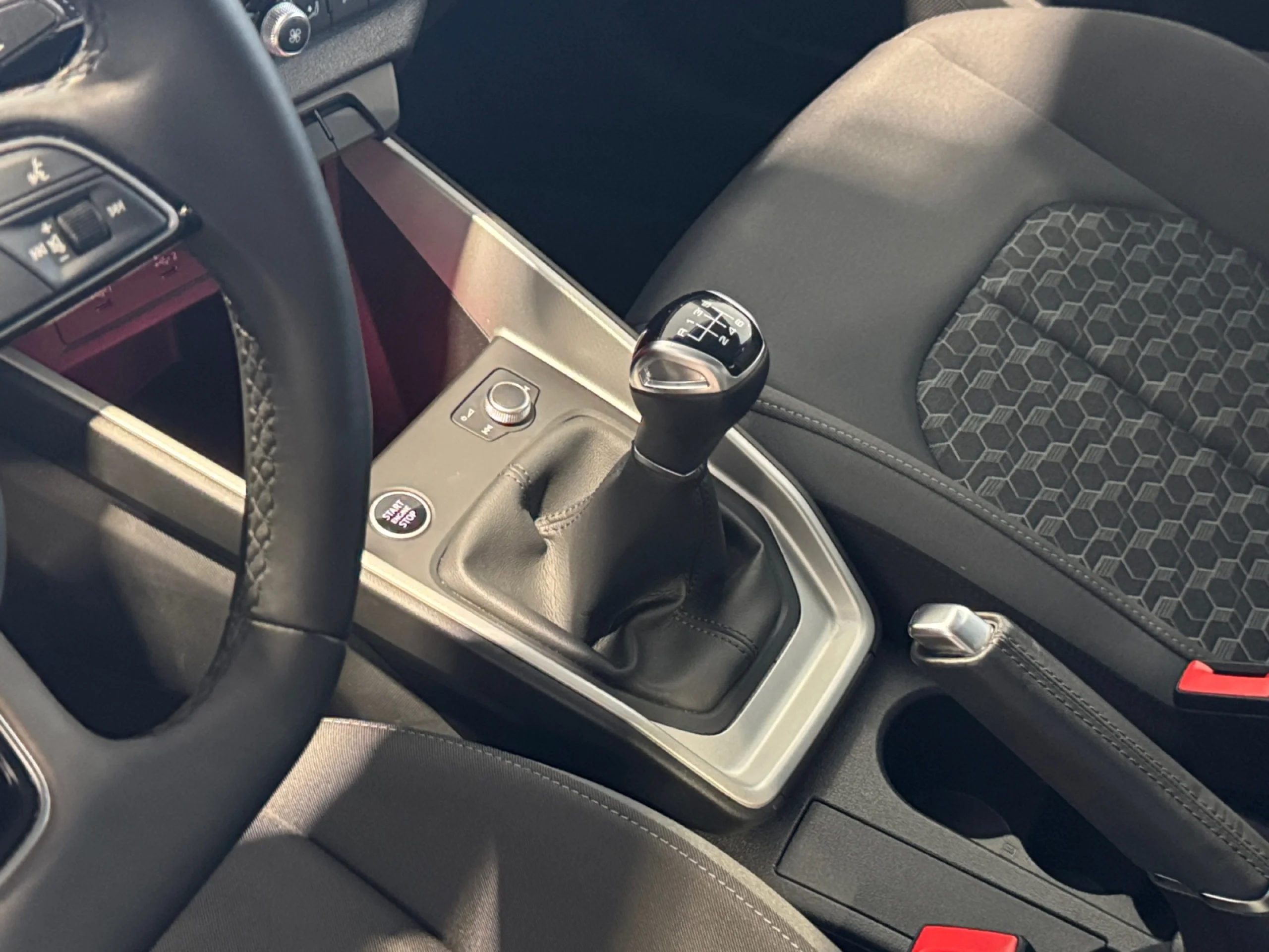 AUDI A1 SPORTBACK ADRENALIN 30 TFSI 85KW (116CV) - Foto 14