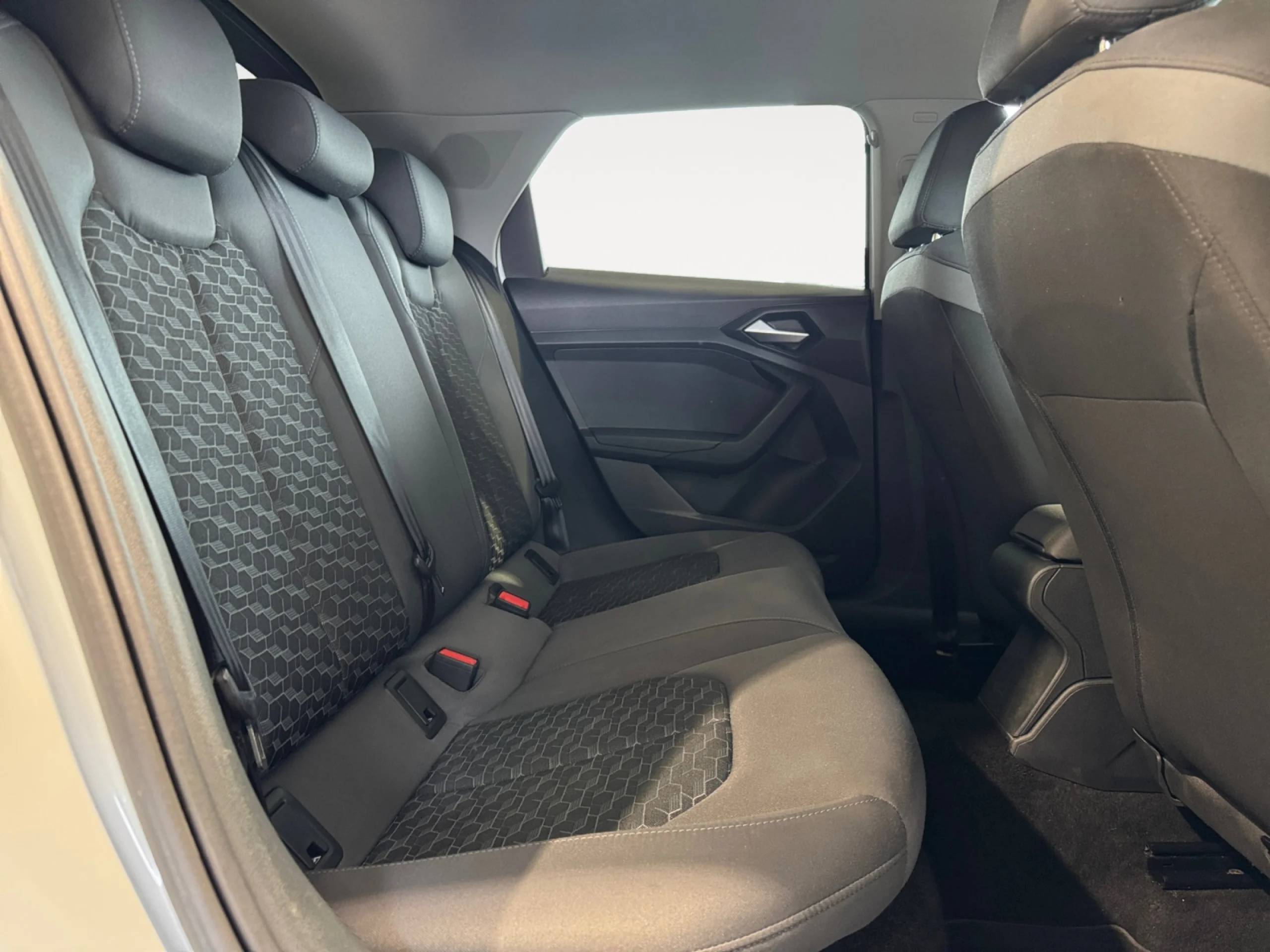 AUDI A1 SPORTBACK ADRENALIN BLACK ED 30TFSI 85KW - Foto 6