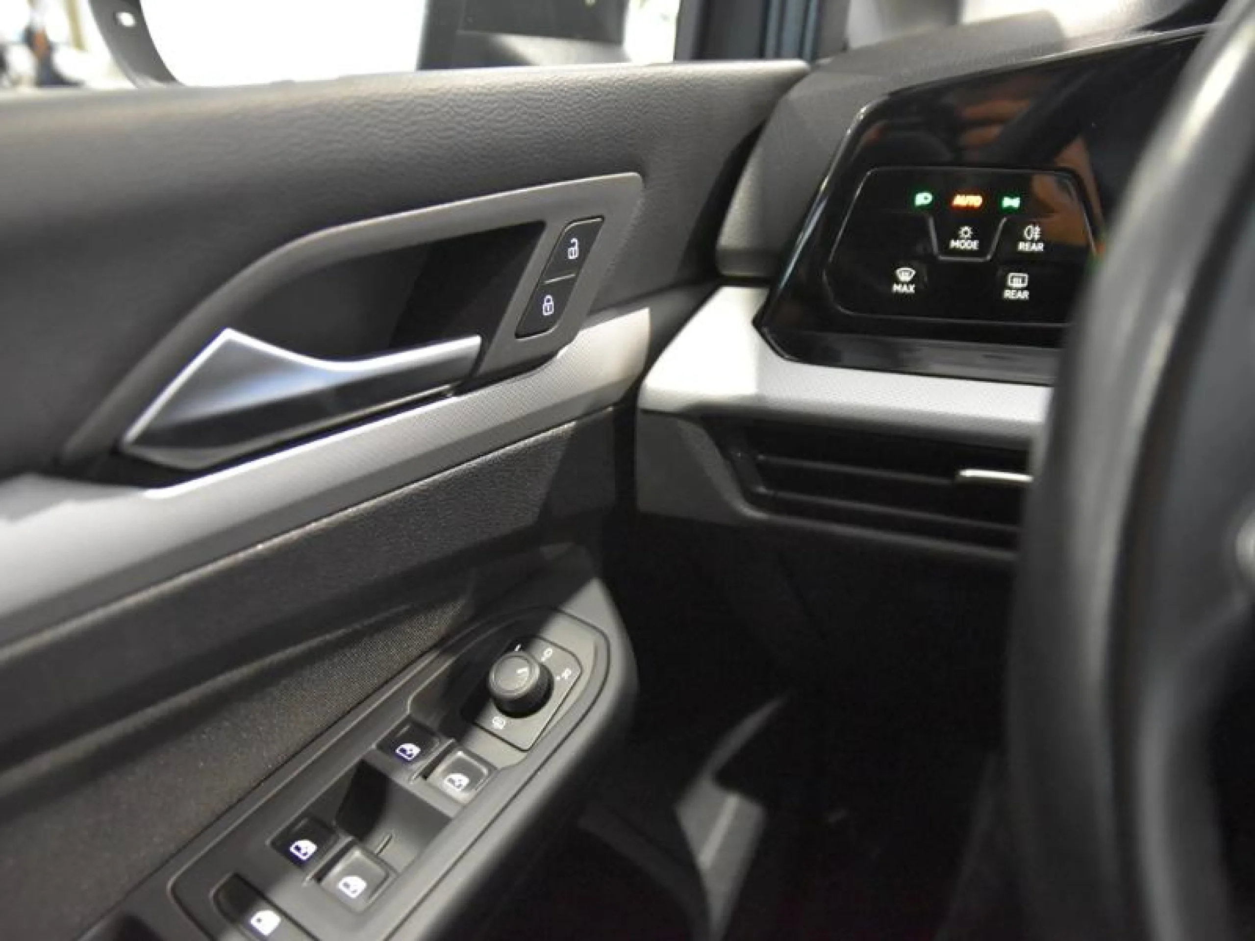 VOLKSWAGEN GOLF 2.0 TDI 85KW (115CV) - Foto 16