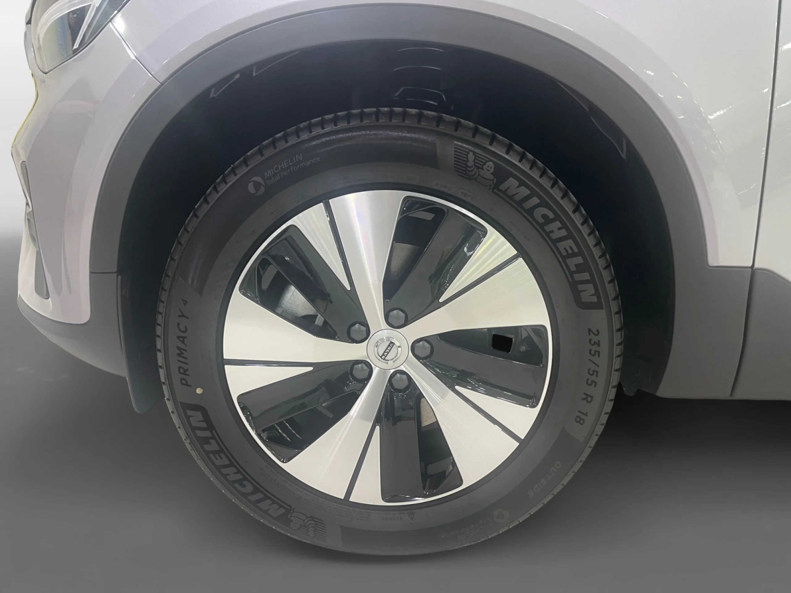 VOLVO XC40 2.0 B3 G CORE AUTO - Foto 9