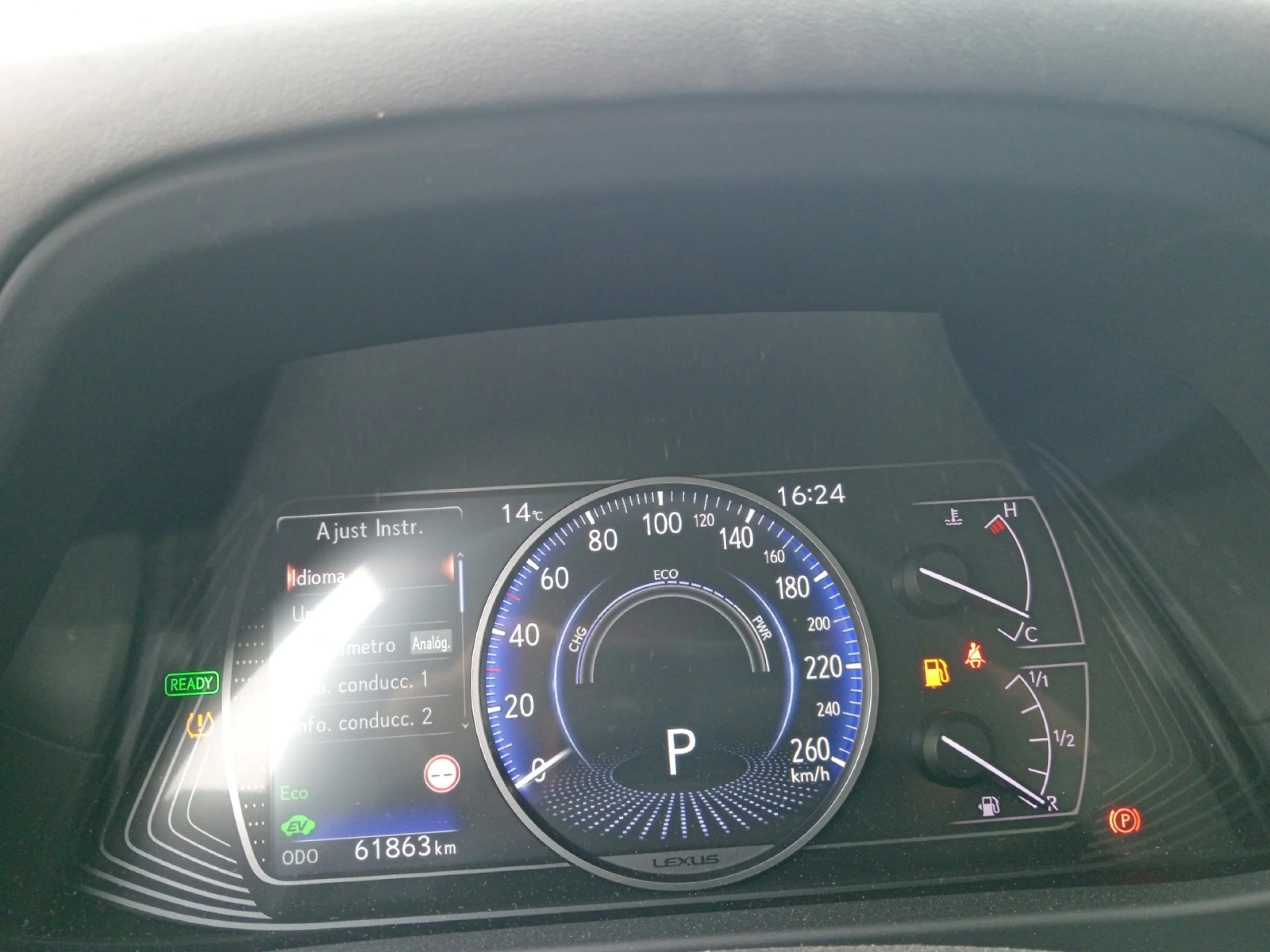 Lexus UX 2.0 250H BUSINESS - Foto 10