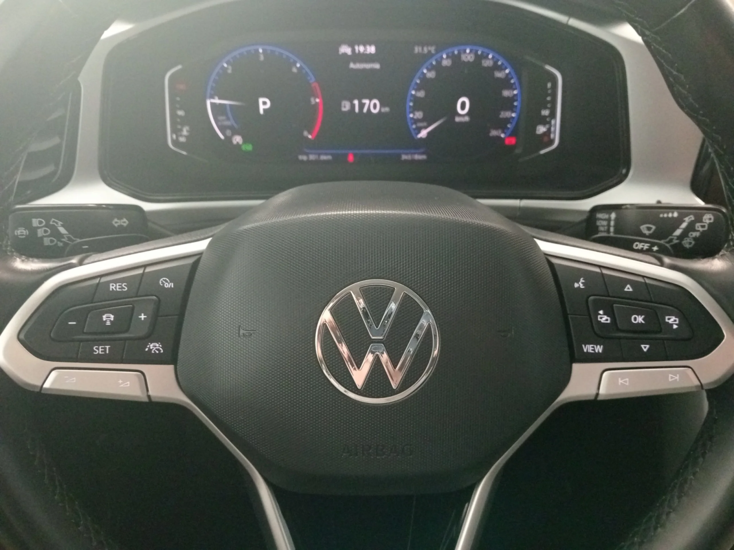 VOLKSWAGEN T ROC LIFE 2.0 TDI 110KW (150CV) DSG - Foto 15